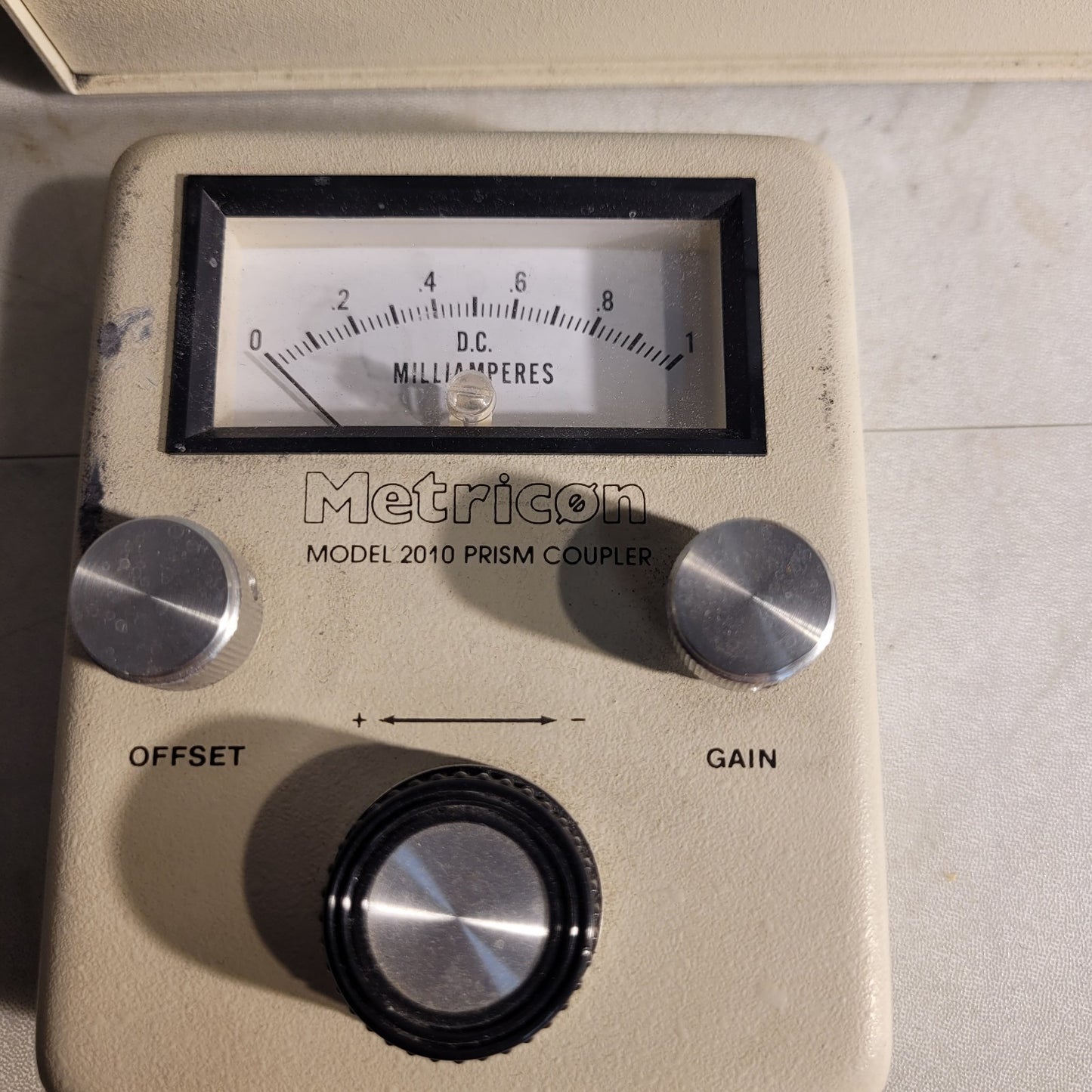 Metricon Prism Coupler 2010 Controllers Milliamperes Gauge Optic Motor Drivers