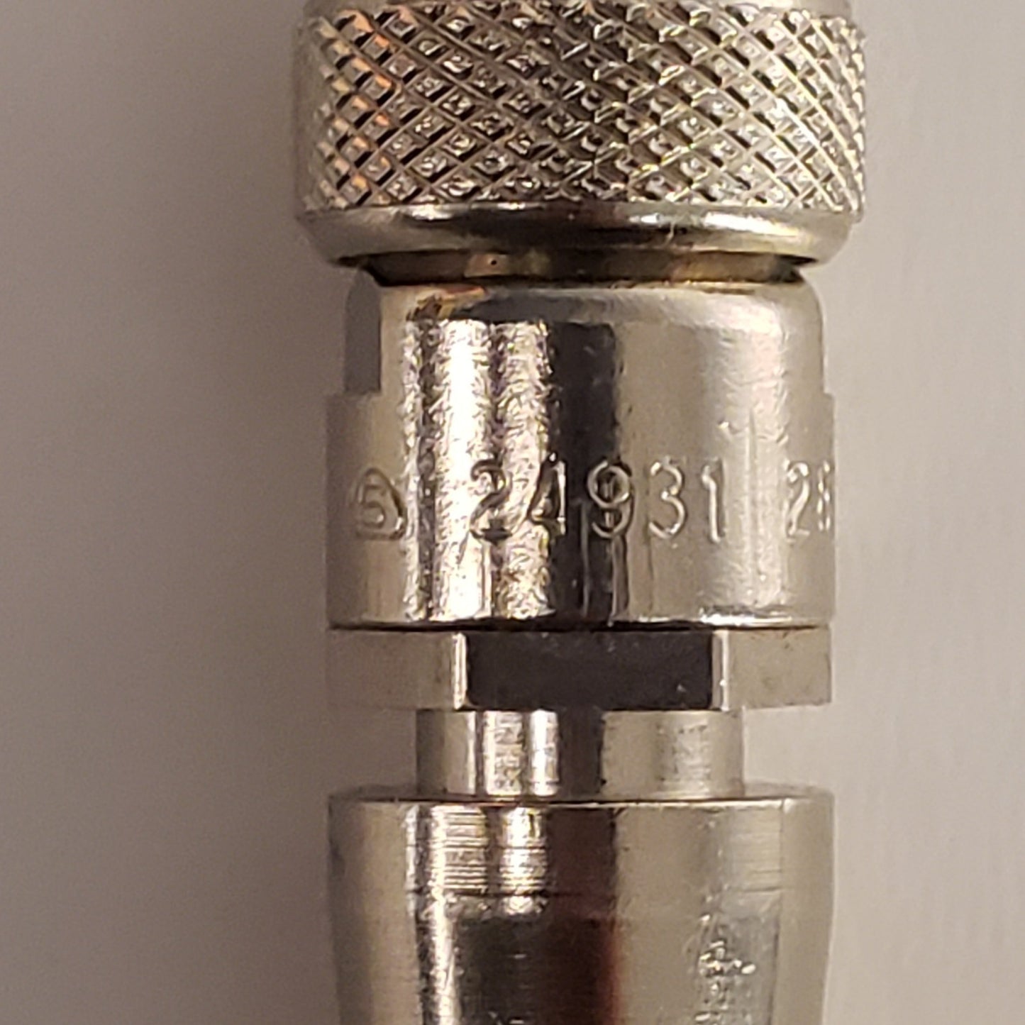 24931 28P224-1 BNC Push-To-Connect High Voltage Shielded Connector Adapter