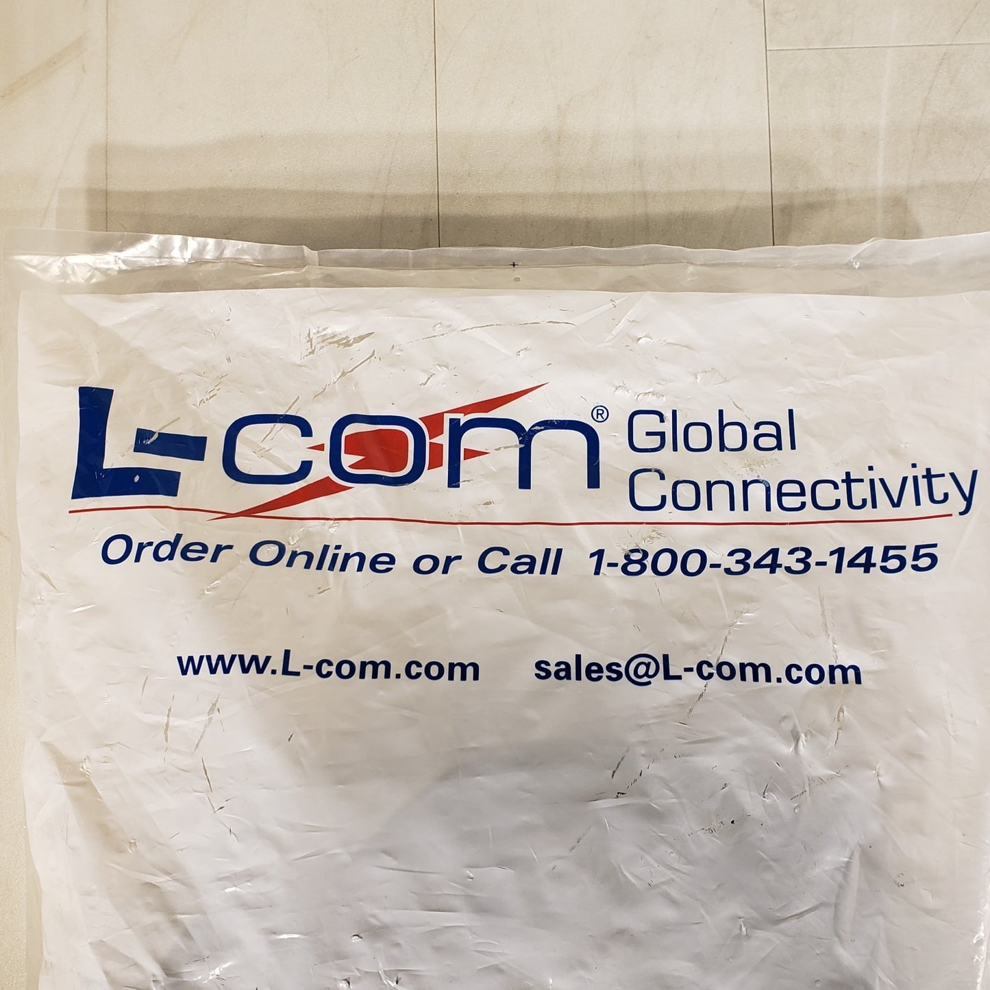 L-Com CTL3VGAMM-100B Premium S VGA Cable, HD15 Male / Male Black 100 ft