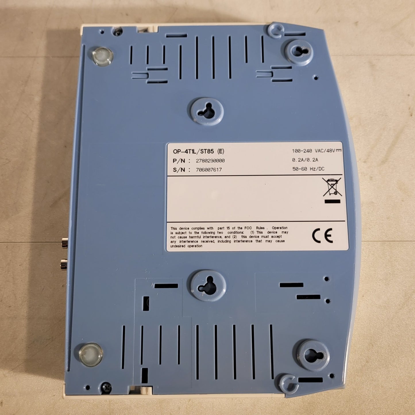 RAD OP-4T1L Optimux Multiplexer Combines 4 T1 Fiber Optics Over A Single Network