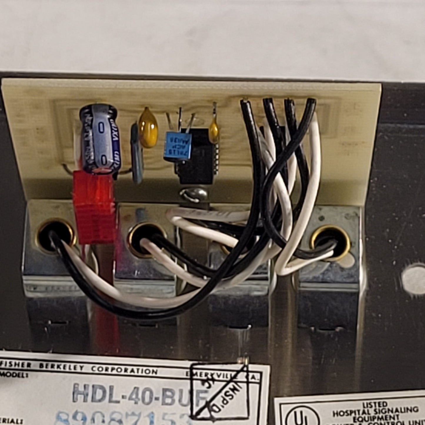 Fisher Berkeley HDL-40-BU Hospital Red Yellow White Signaling Lights 4-Light