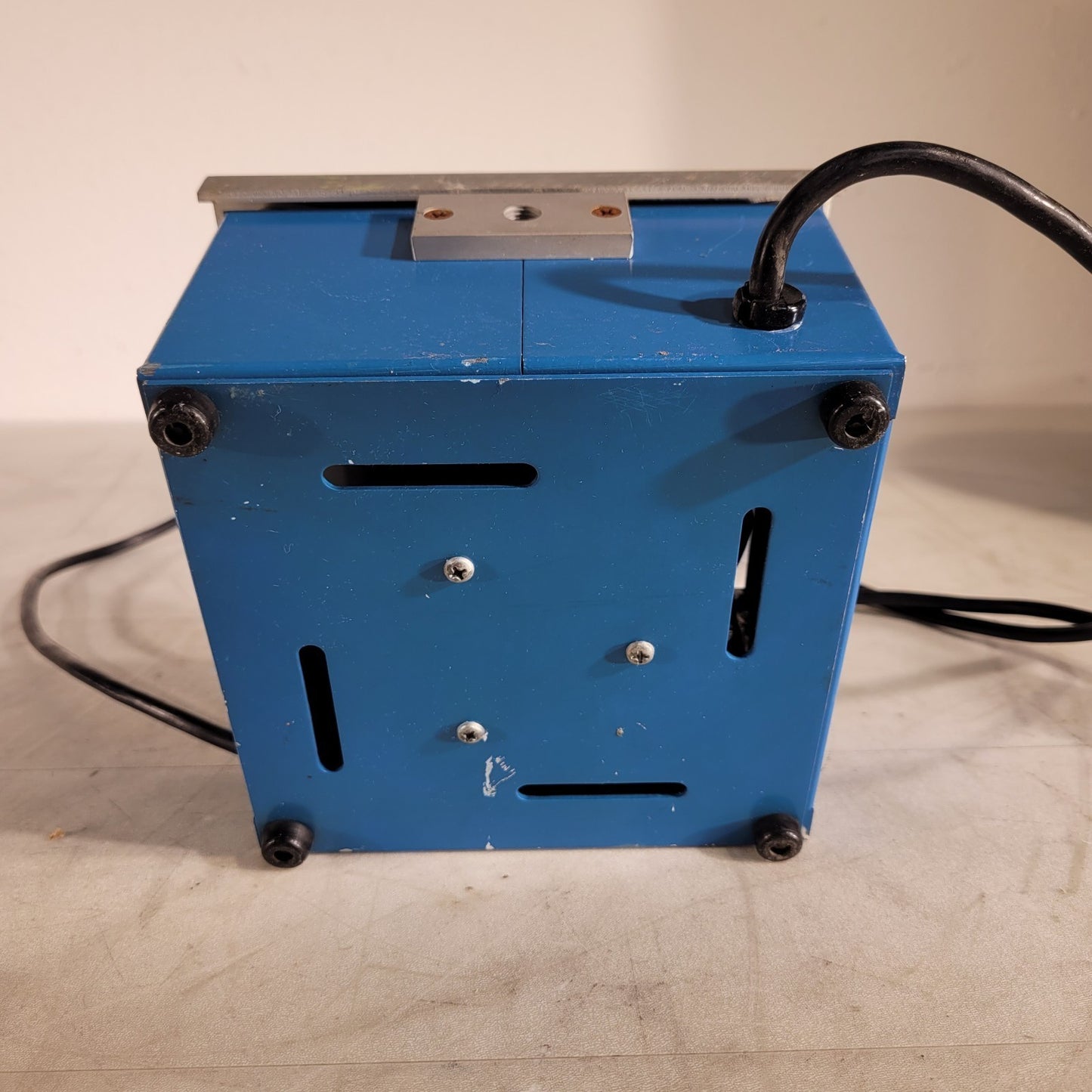 Cole Parmer 4810 Magnet 6x6 Solid State Stirrer 115V 60 Cycles 0.5A