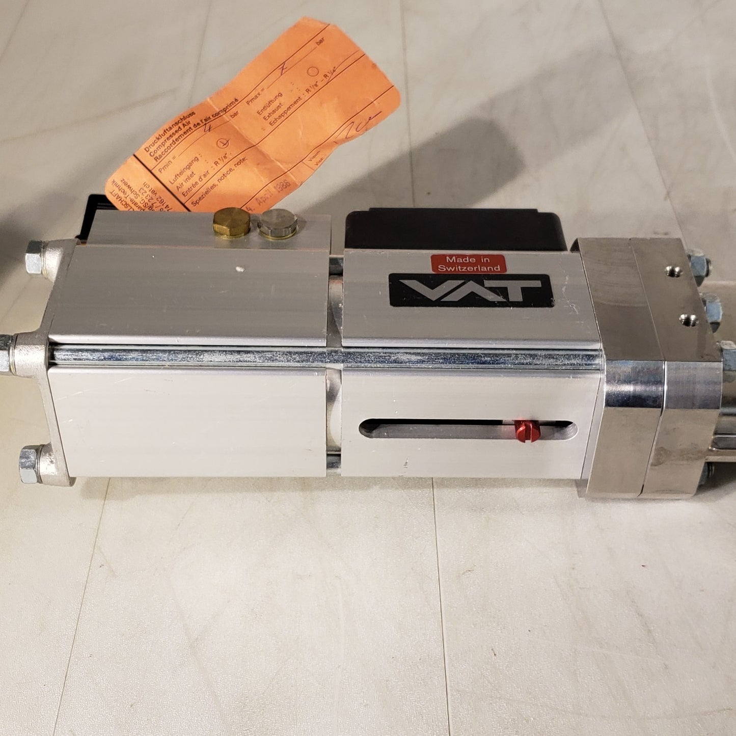 VAT 2.75" CF Conflat DN35CF Pneumatic Gate Valve High Vacuum SS F-36353-01