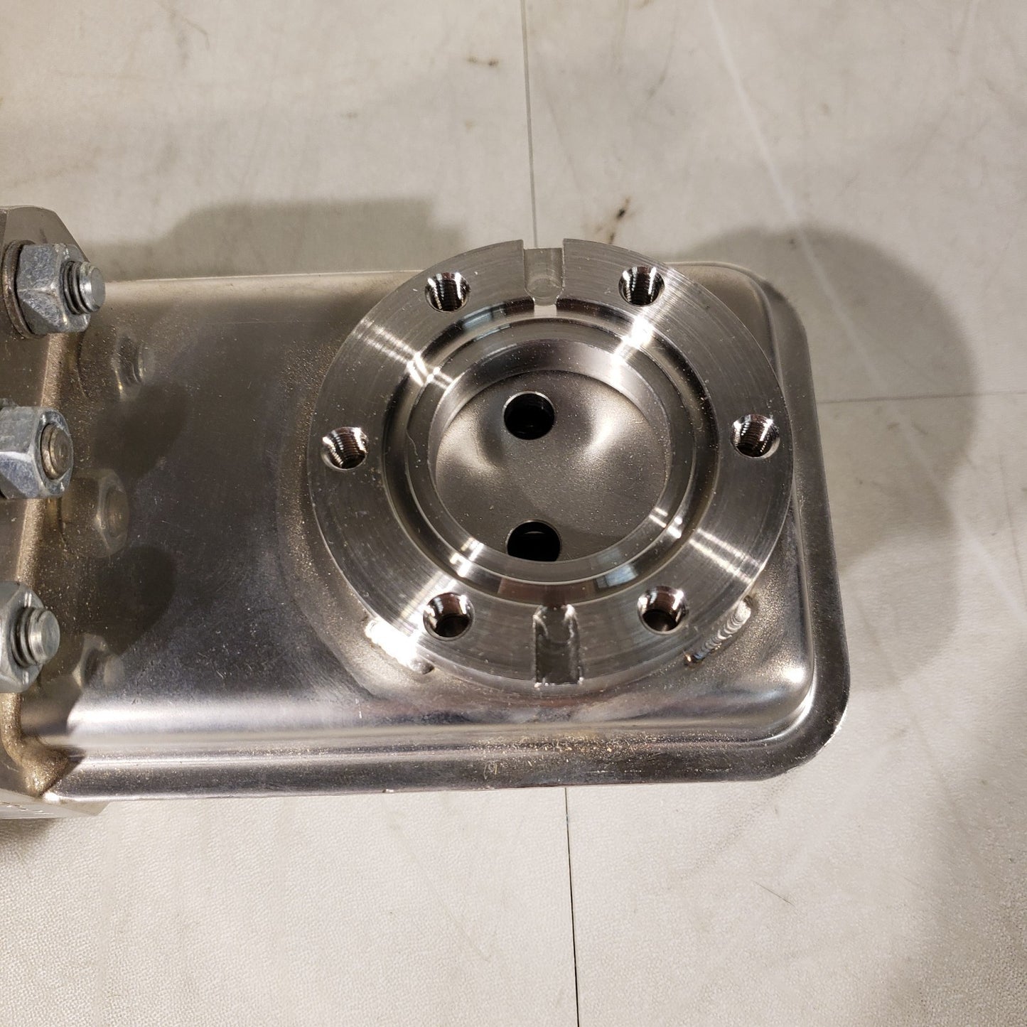 VAT 2.75" CF Conflat DN35CF Pneumatic Gate Valve High Vacuum SS F-36353-01
