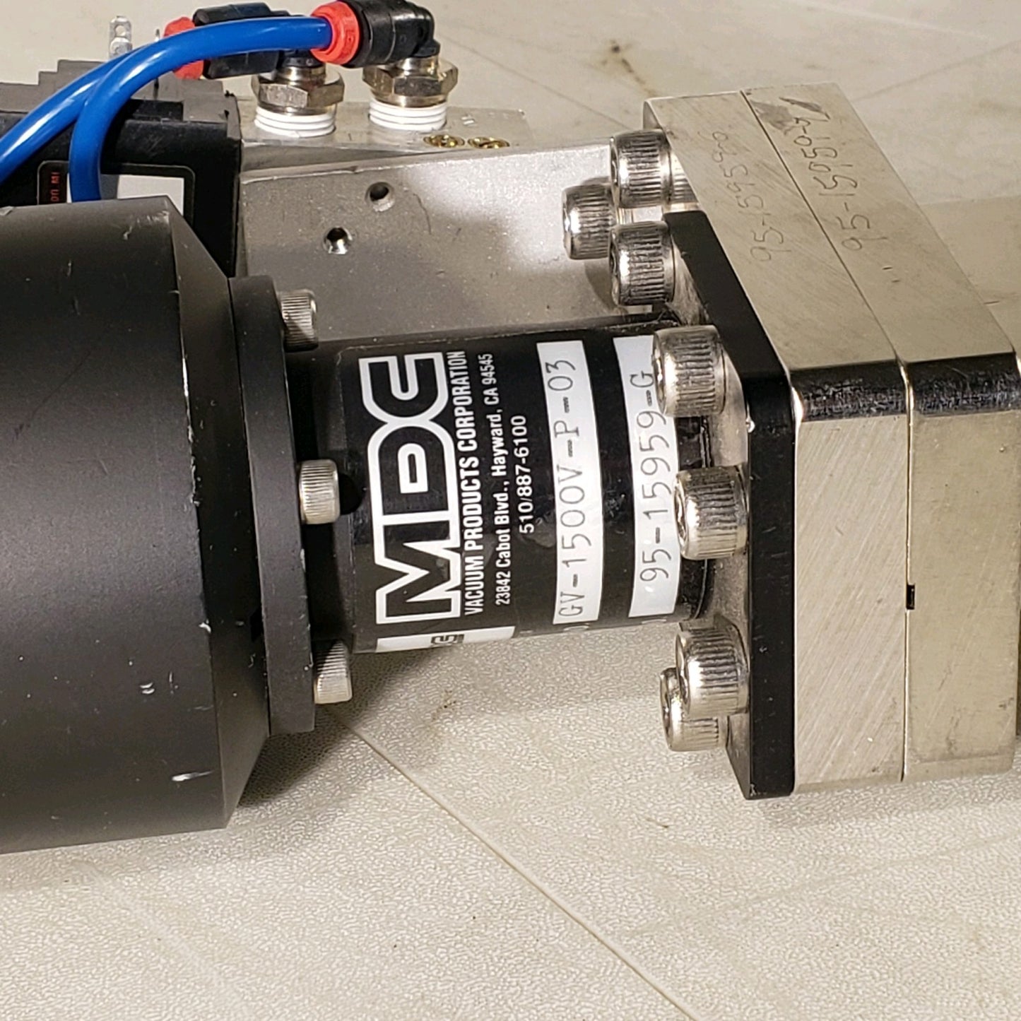 MDC 2.75" CF Conflat DN35CF Pneumatic Gate Valve High Vacuum SS GV-1500V-P-03