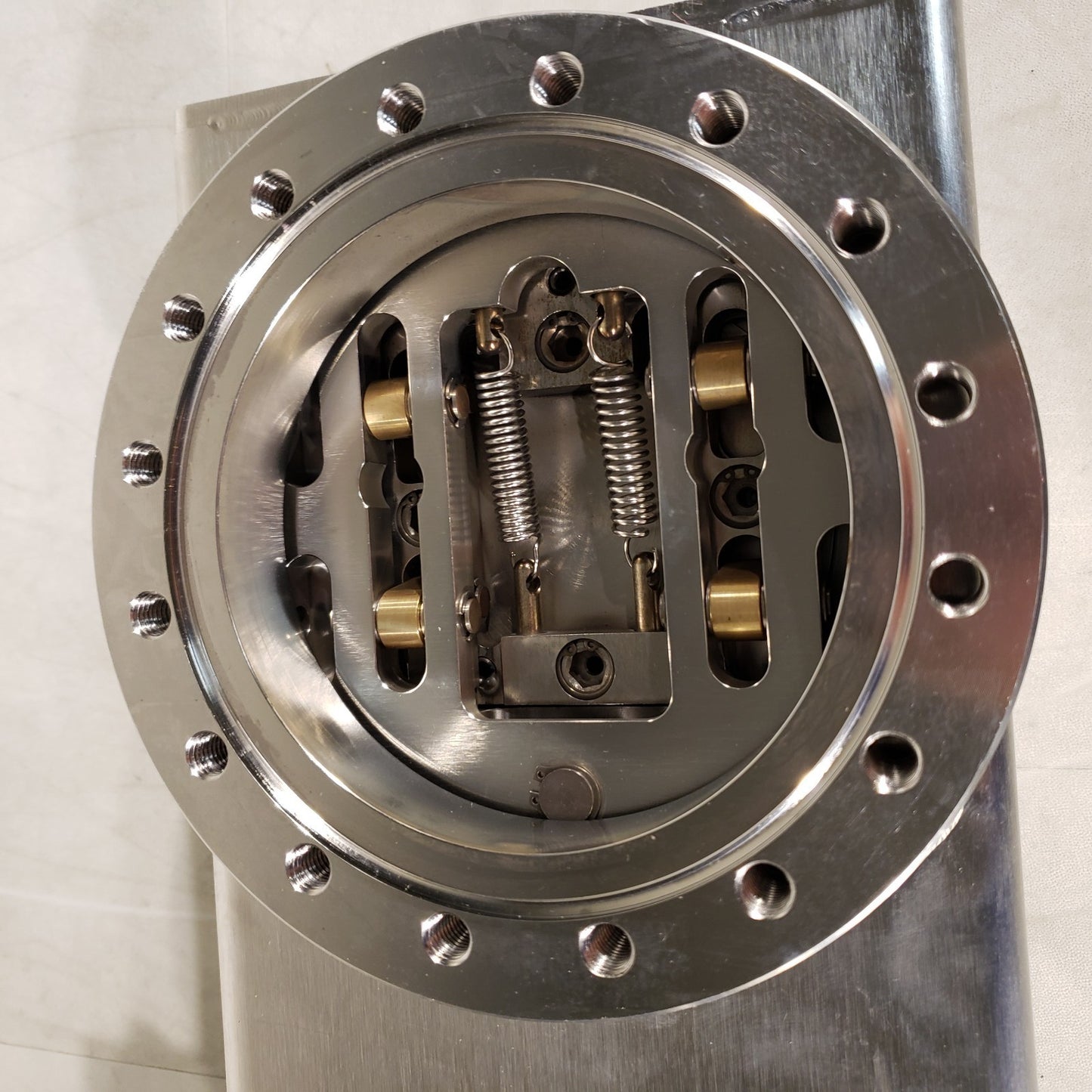 MDC 6" CF Conflat DN100CF Pneumatic Gate Valve SS 303016-101 E-GV-4000M-P CF100