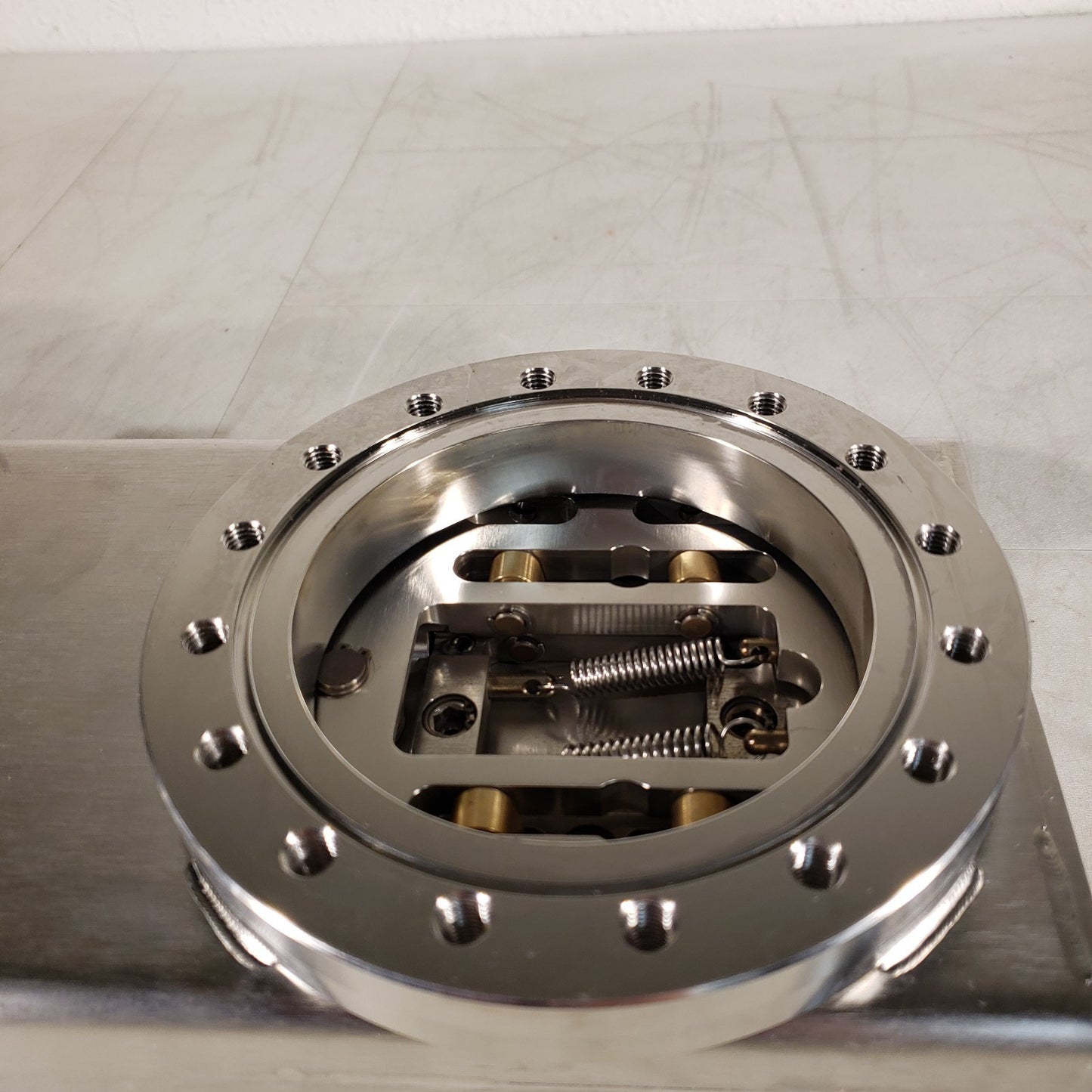 MDC 6" CF Conflat DN100CF Pneumatic Gate Valve SS 303016-101 E-GV-4000M-P CF100