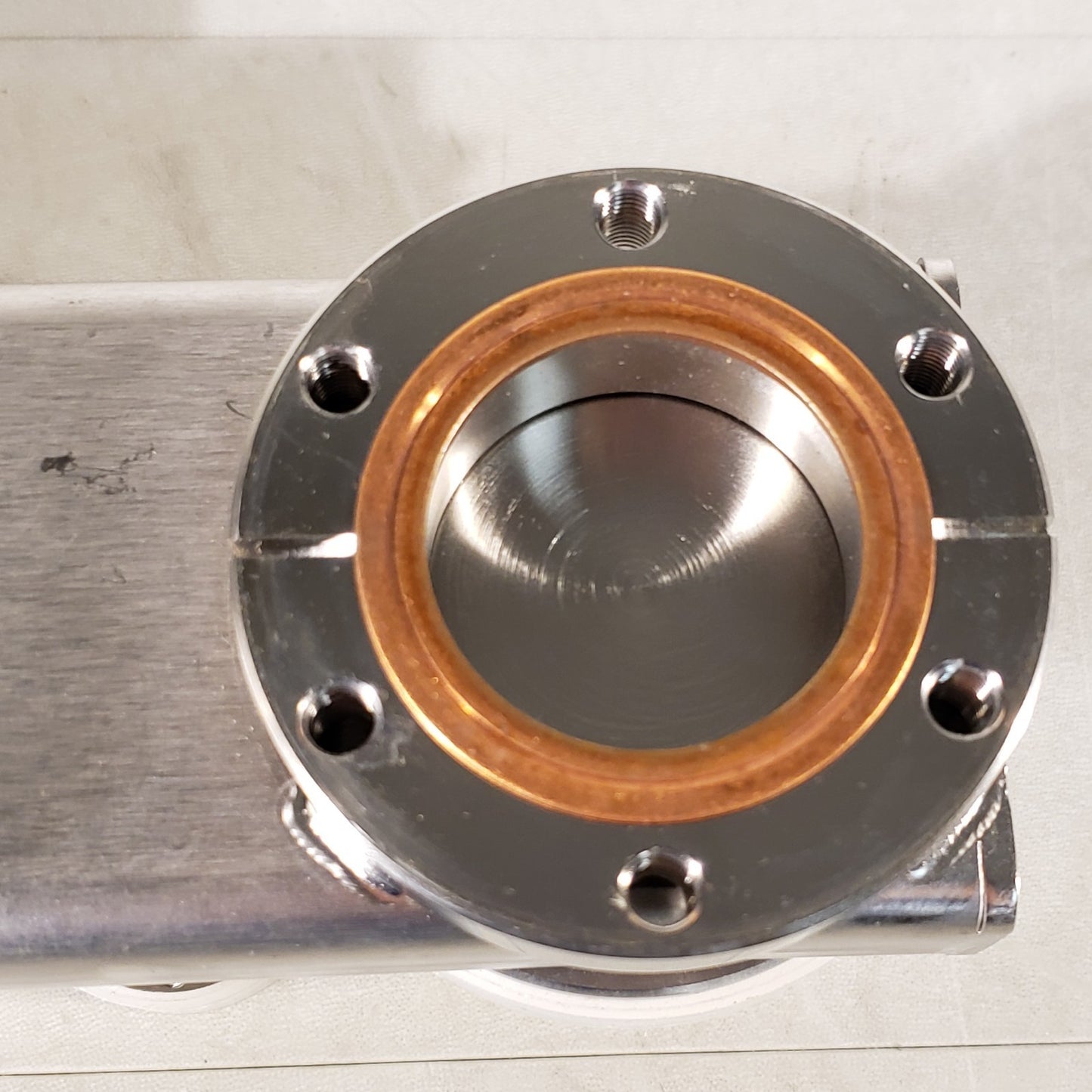 MDC 2.75" CF Conflat DN35CF Pneumatic Gate Valve w/ 1.33" Conflat Flange DN16CF