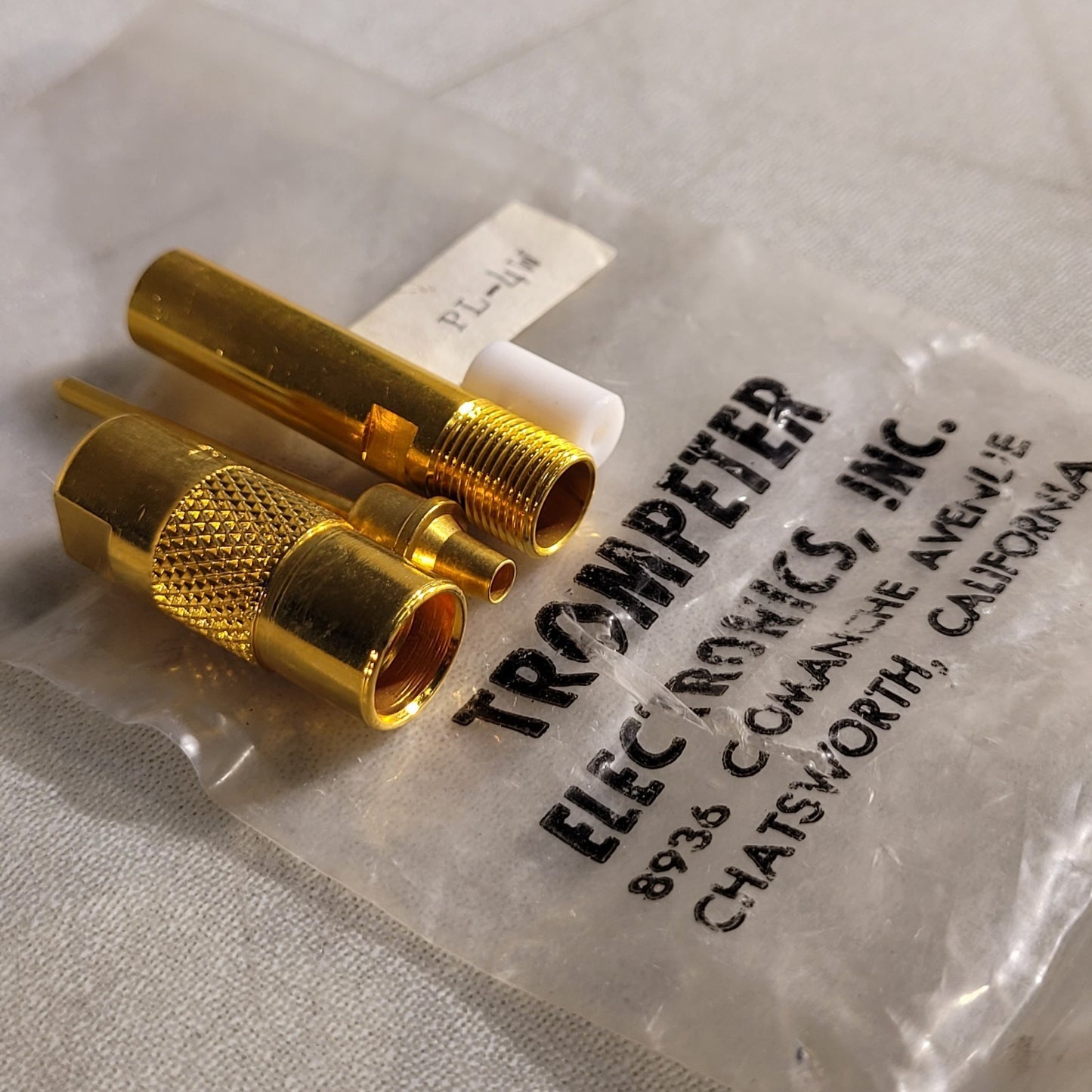 Trompeter Electronics PL-4W Weco High Voltage Connector Radio RF Assembly Kit