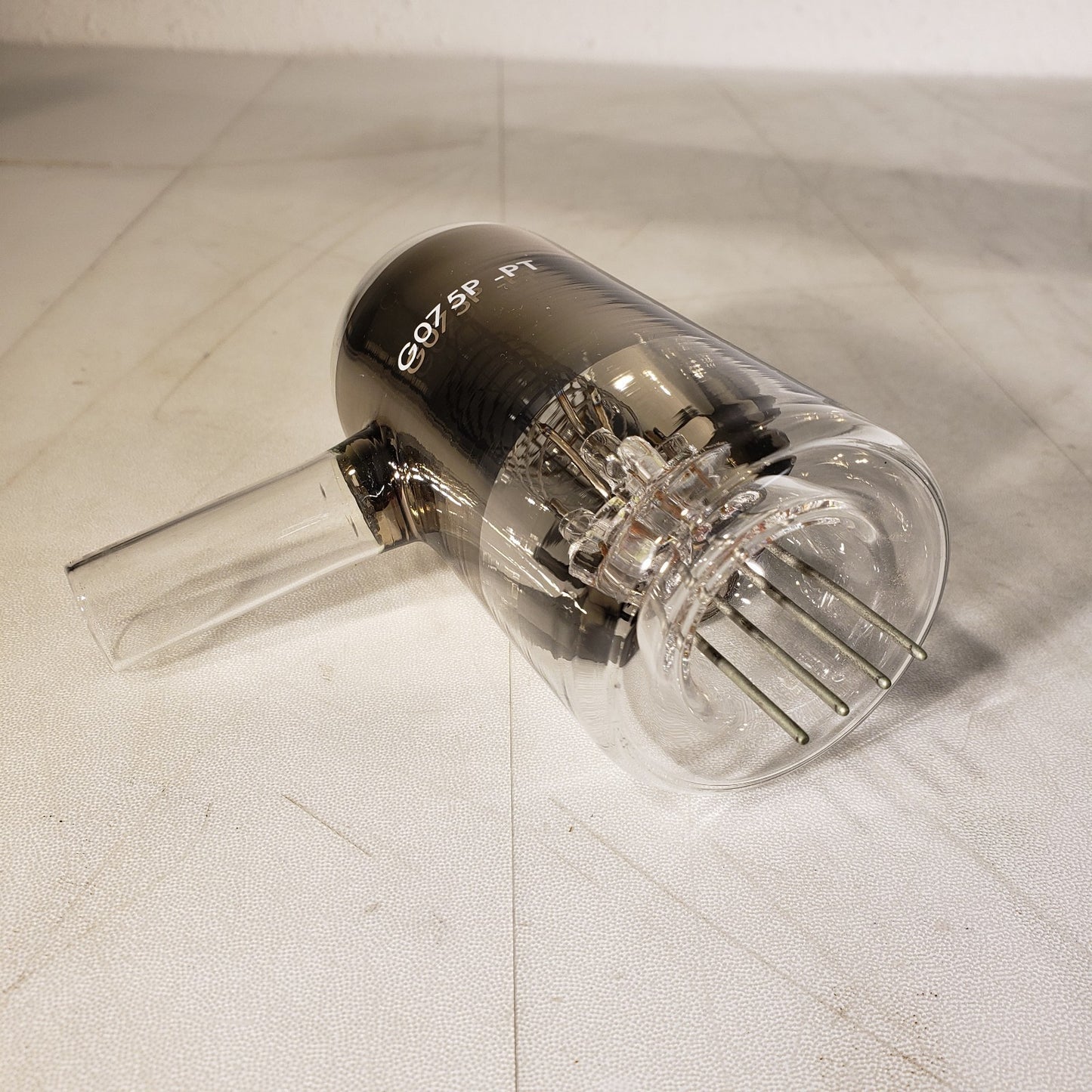 Kurt J Lesker Co G075P-PT Vacuum Tube High Vacuum Sensor HPV 4-Pin Tube Fitting