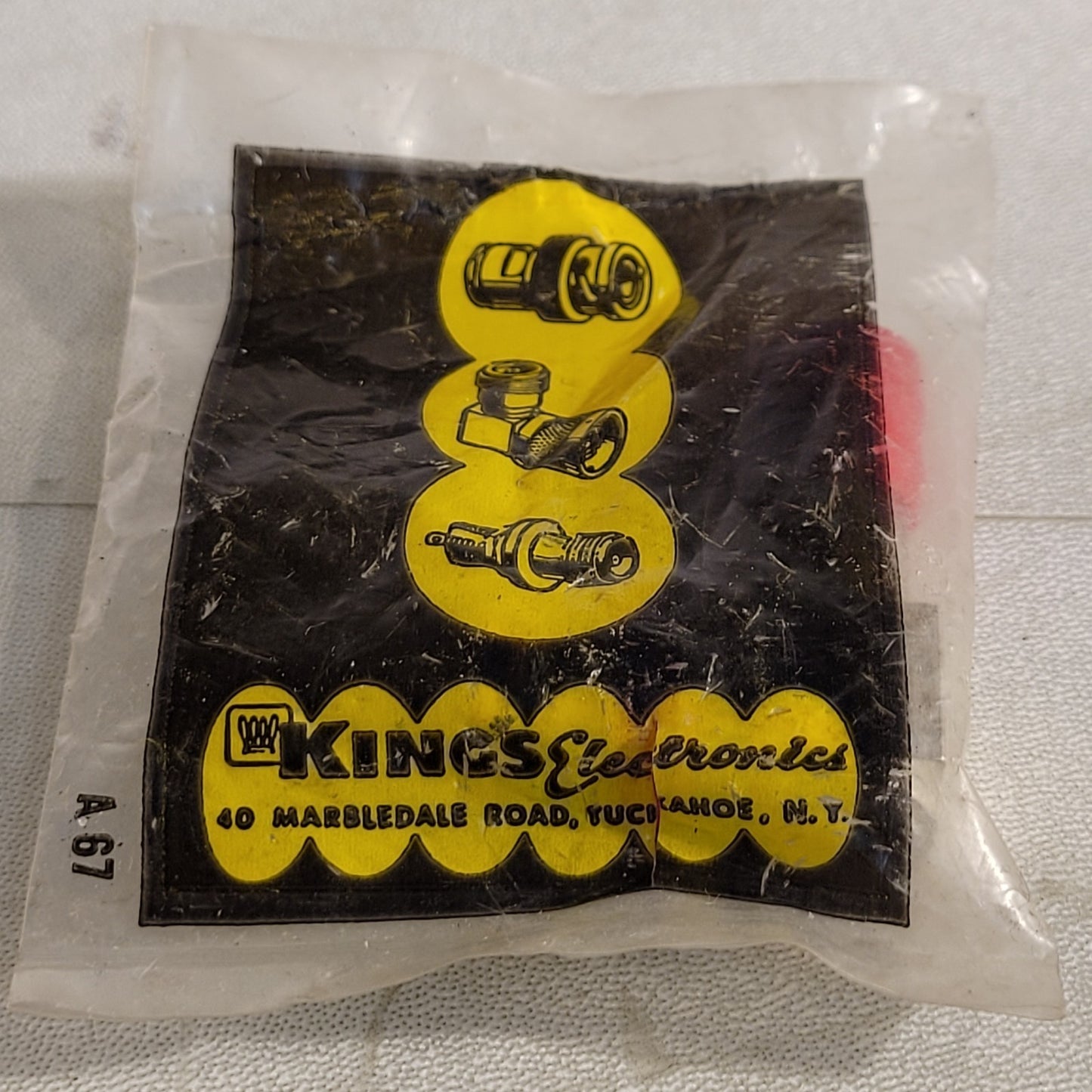 Kings Electronics KV-99-16 Reverse Polarity SHV Radio RF Connector 90° Angle