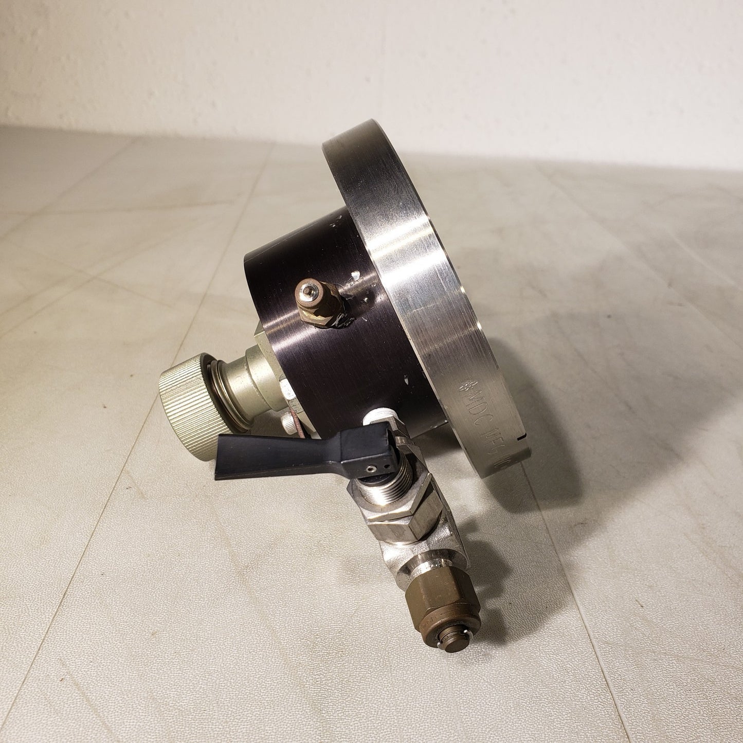 MDC Conflat DN63CF Flange w Shutter Valve 1/2" Ultra Torr UHV Ultra High Vacuum