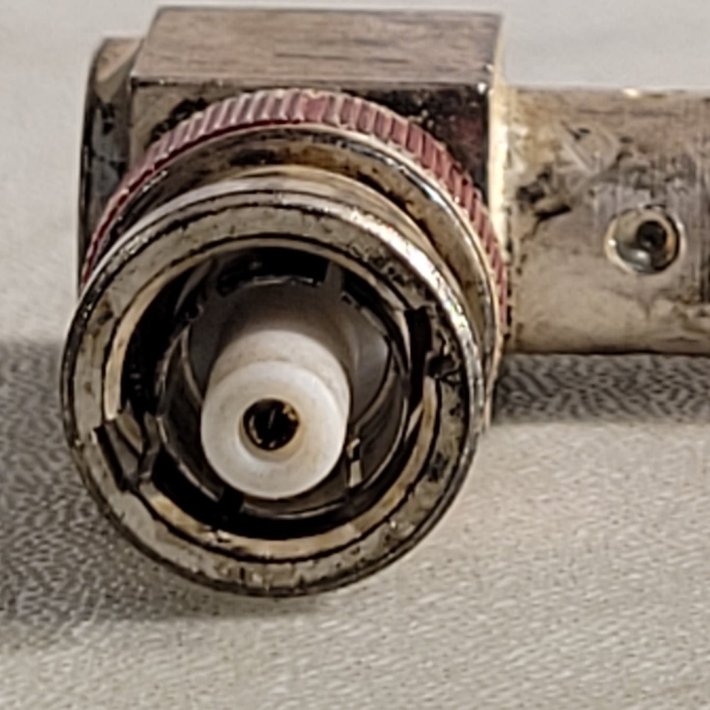 Kings Electronics KV-99-16 Reverse Polarity SHV Radio RF Connector 90° Angle