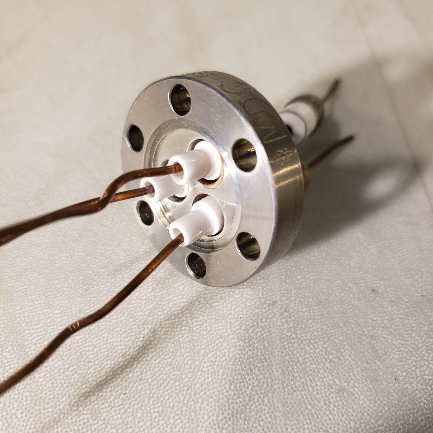 MDC 1.33" CF DN16CF Adapter 3-Pin Feedthrough UHV Ultra High Vacuum PARTS ONLY