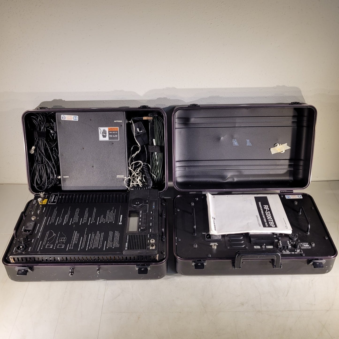 Harris RF-3200E / RF-3200TBP Radio Transceiver w/ Antenna and Battery Pack USB