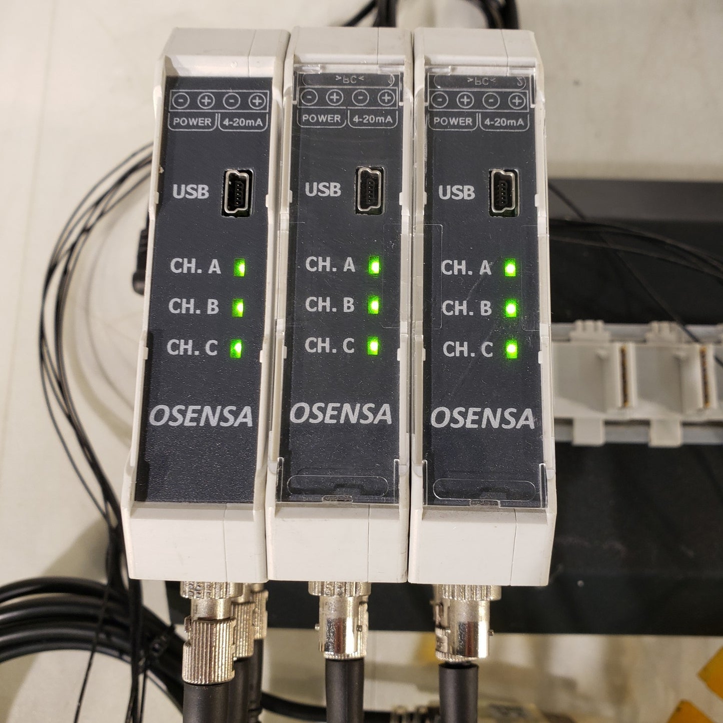 Osensa FTX-301-XFMR+ Fiber Optic Temperature Transmitter w/ 6x Fiber Thermostat