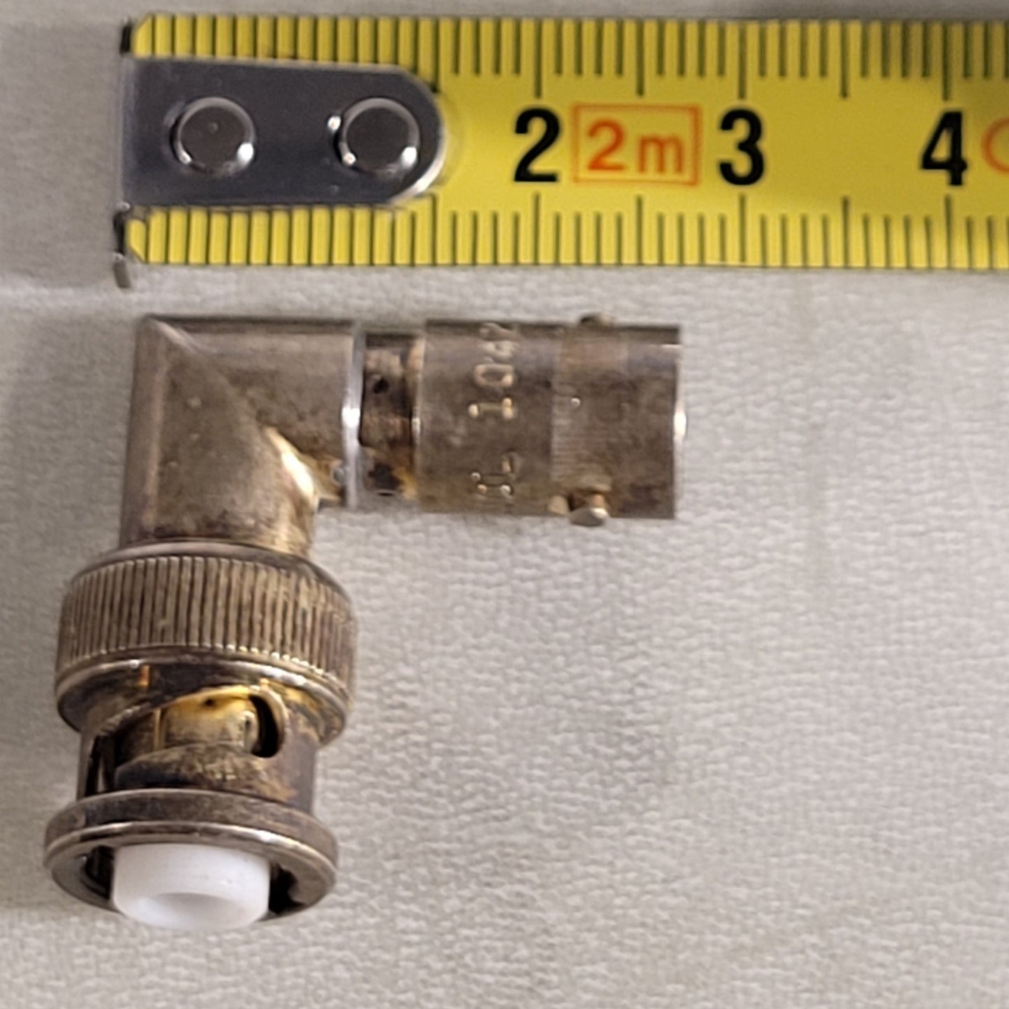 Amphenol 10425 MHV Male High Voltage Connector Radio RF Adapter 90° Angle Elbow