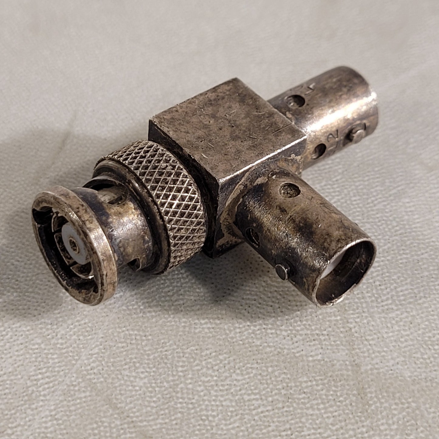 LC-93-06 EA 5212 Reverse Polarity BNC High Voltage Connector Radio RF Adaptor