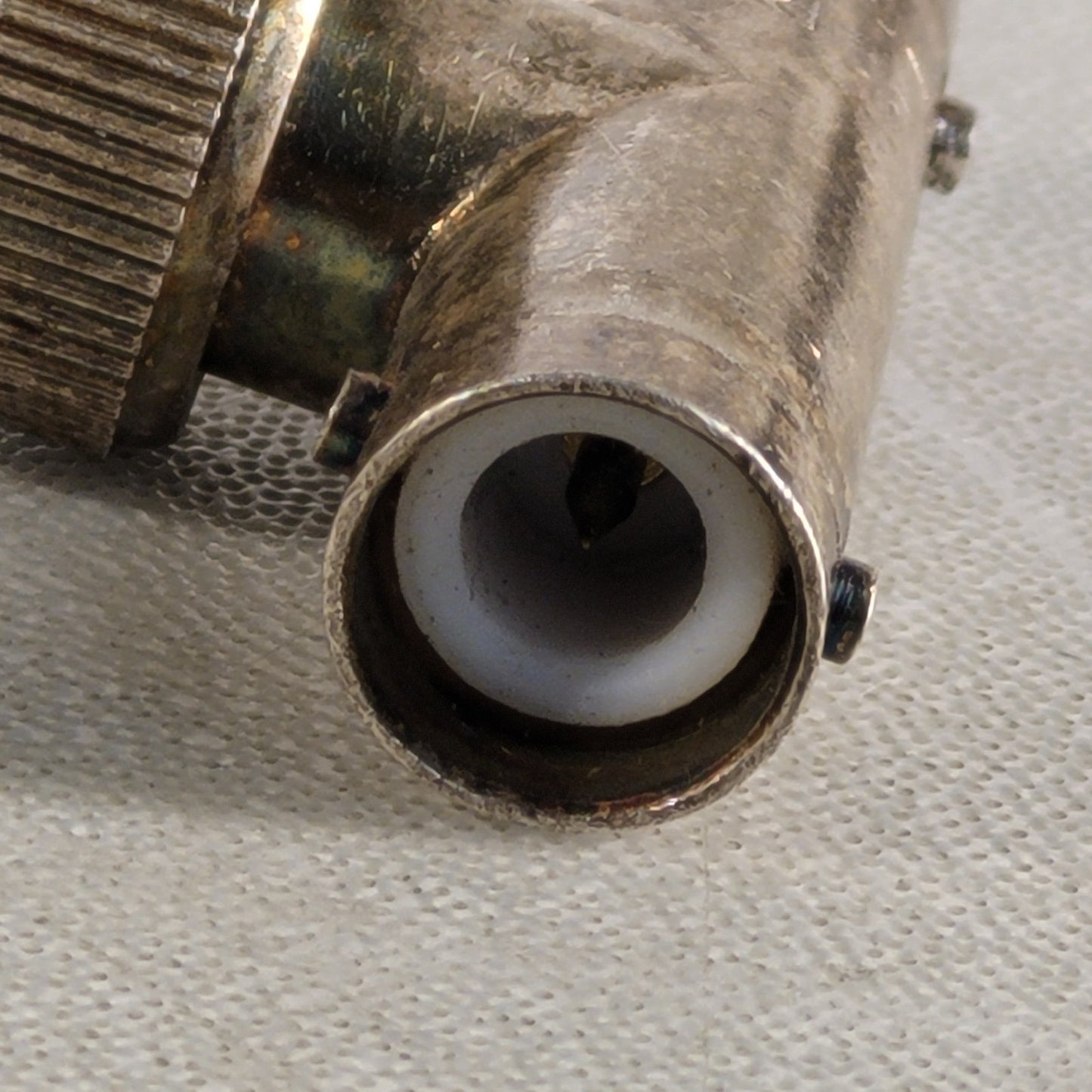 LA 5203 R LC-93-03 Reverse Polarity BNC High Voltage Connector Radio RF Adaptor