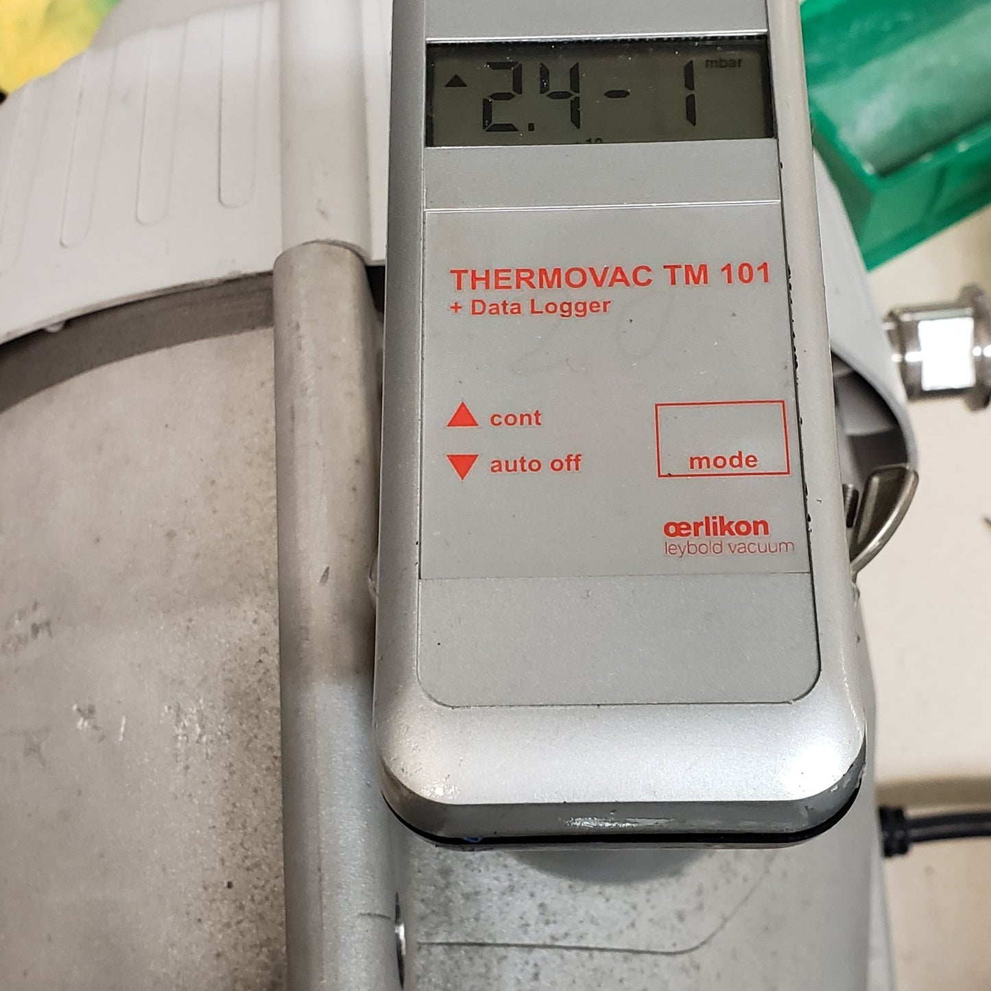 READ- BOC Edwards XDS35i A73001983 Dry Scroll 100/230VAC High Vacuum Pump