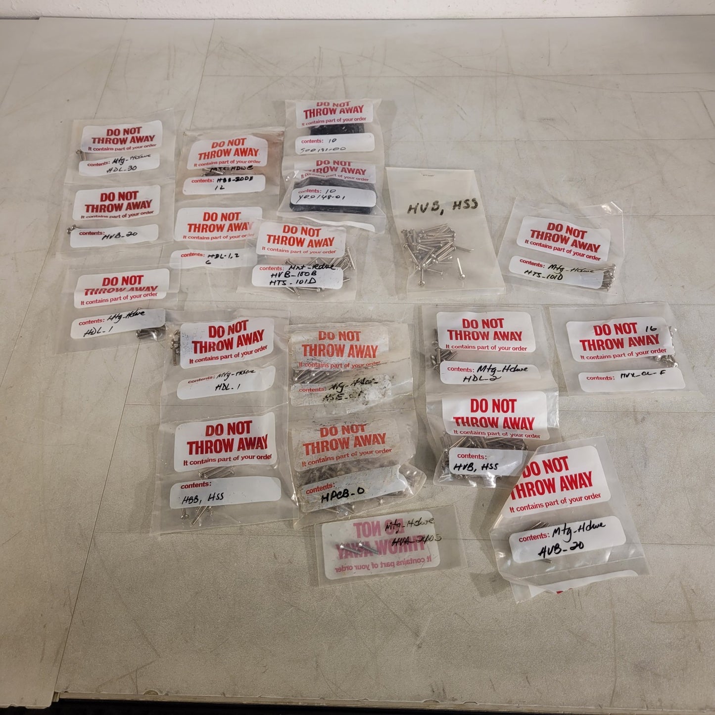 Large Lot Of Screws For HBB HSS HVB HDL HTS Hardware Ektacom CallCare Fischer Be