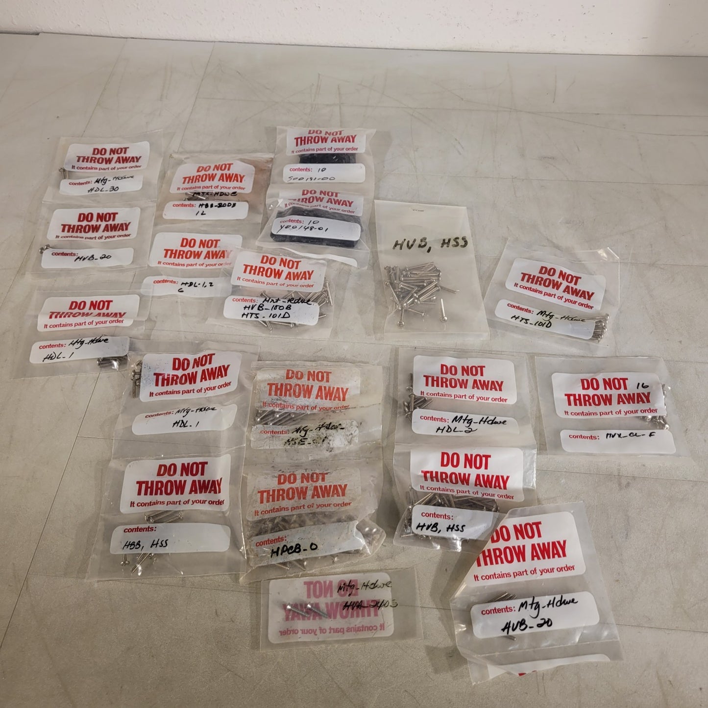 Large Lot Of Screws For HBB HSS HVB HDL HTS Hardware Ektacom CallCare Fischer Be