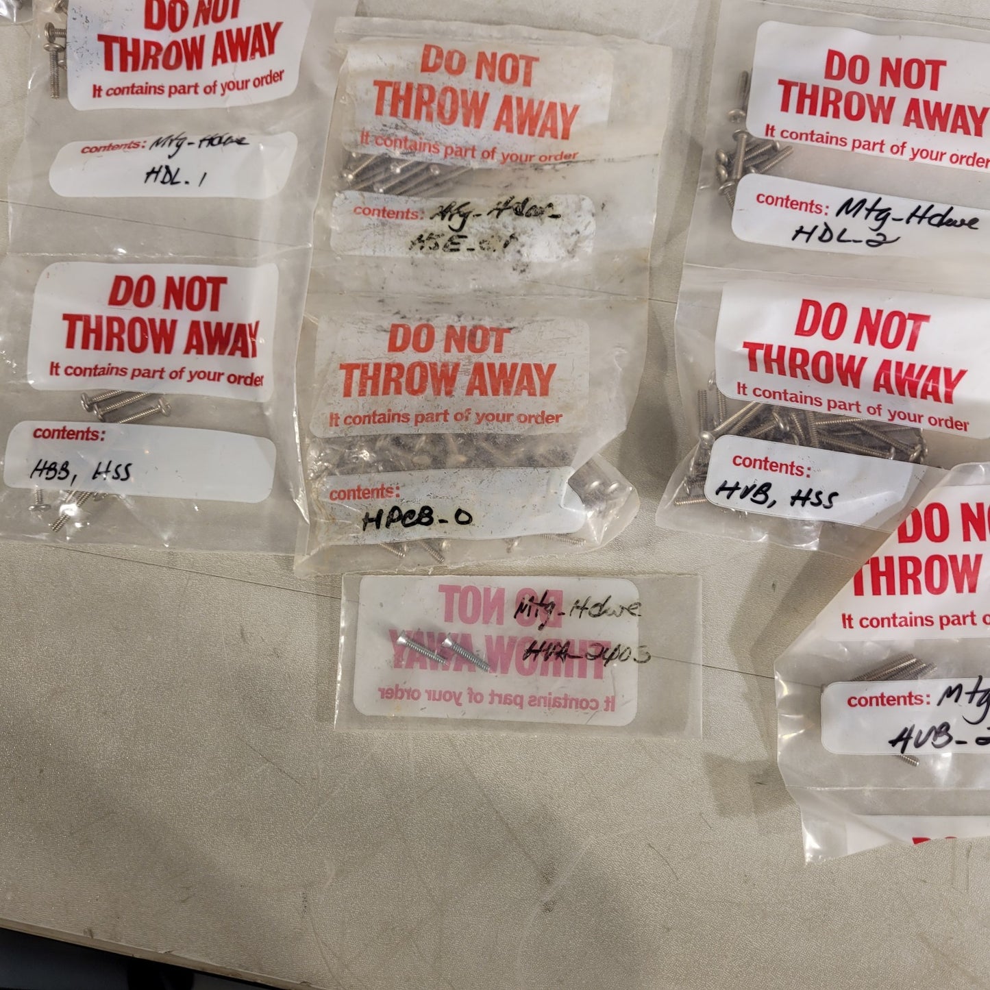 Large Lot Of Screws For HBB HSS HVB HDL HTS Hardware Ektacom CallCare Fischer Be