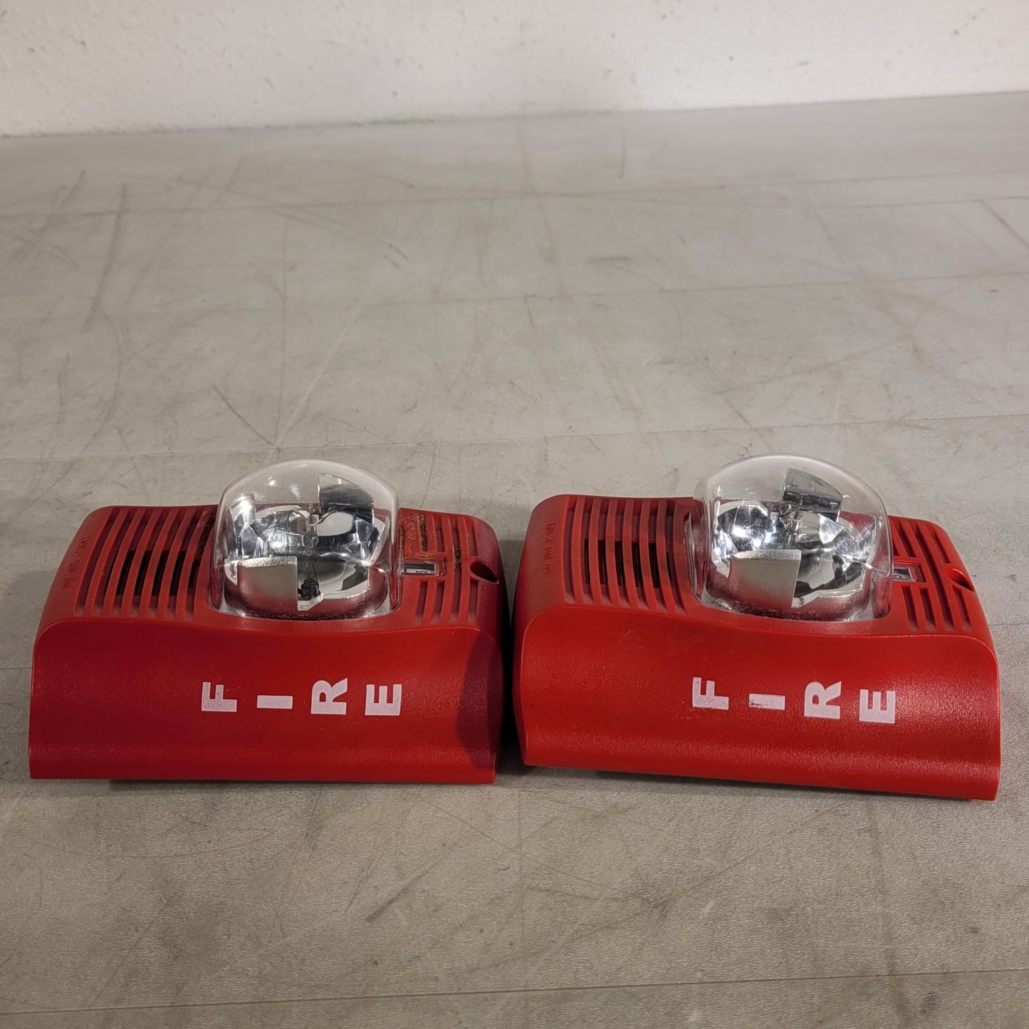 Lot Of 2 System Sensor P2R Horn/Strobe 2W STD CD Spectralert Advance Honeywell