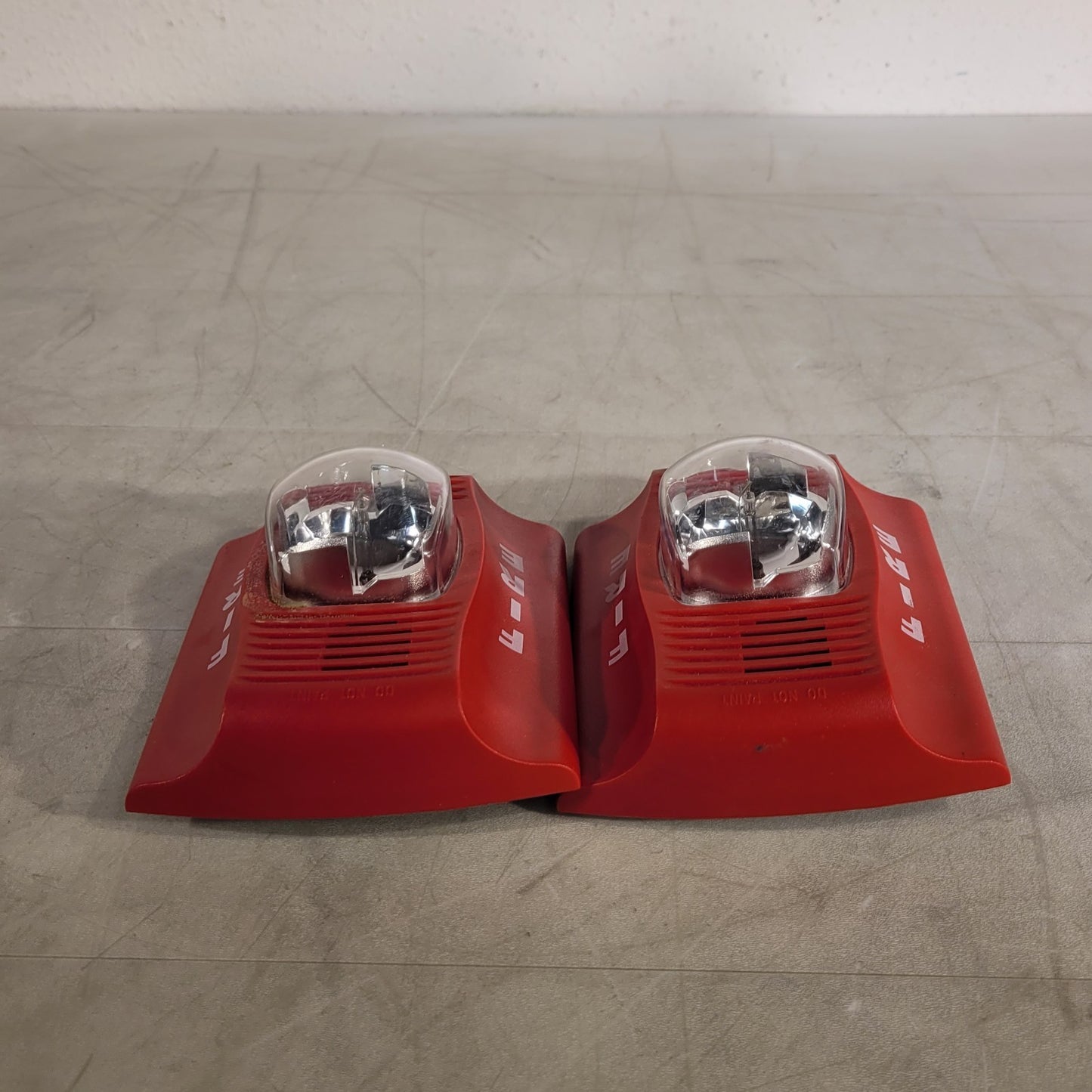 Lot Of 2 System Sensor P2R Horn/Strobe 2W STD CD Spectralert Advance Honeywell