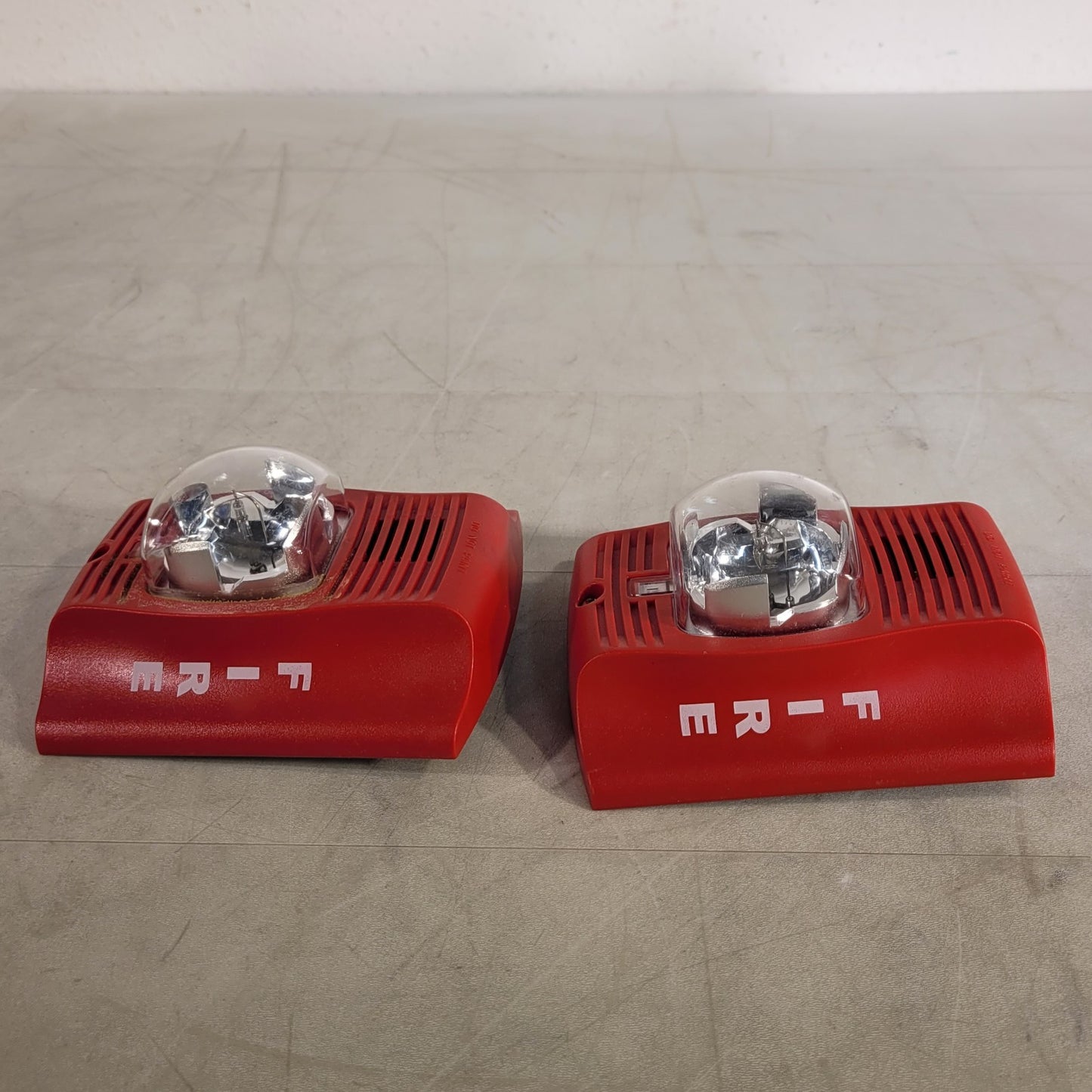 Lot Of 2 System Sensor P2R Horn/Strobe 2W STD CD Spectralert Advance Honeywell