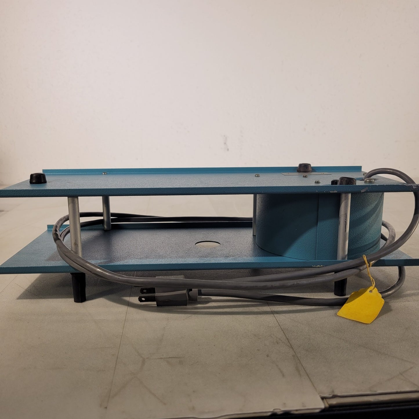 Techne DC2 Motorized Rotary Stage Blue Input 110-125VAC 2A 60hz