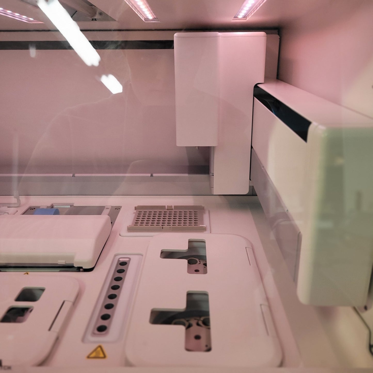 Thermo Fisher Ion Torrent GeneStudio S5 Semiconductor Sequencer + Ion Chef