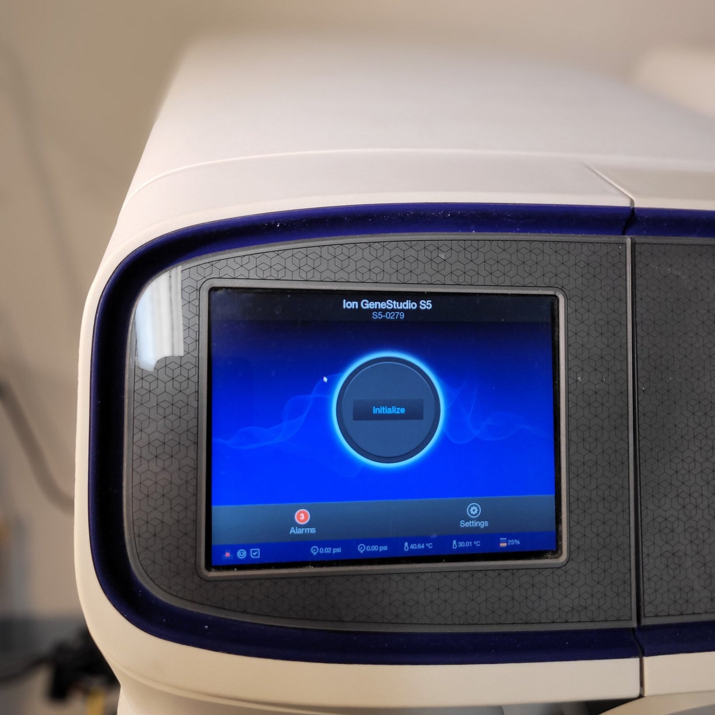 Thermo Fisher Ion Torrent GeneStudio S5 Semiconductor Sequencer + Ion Chef