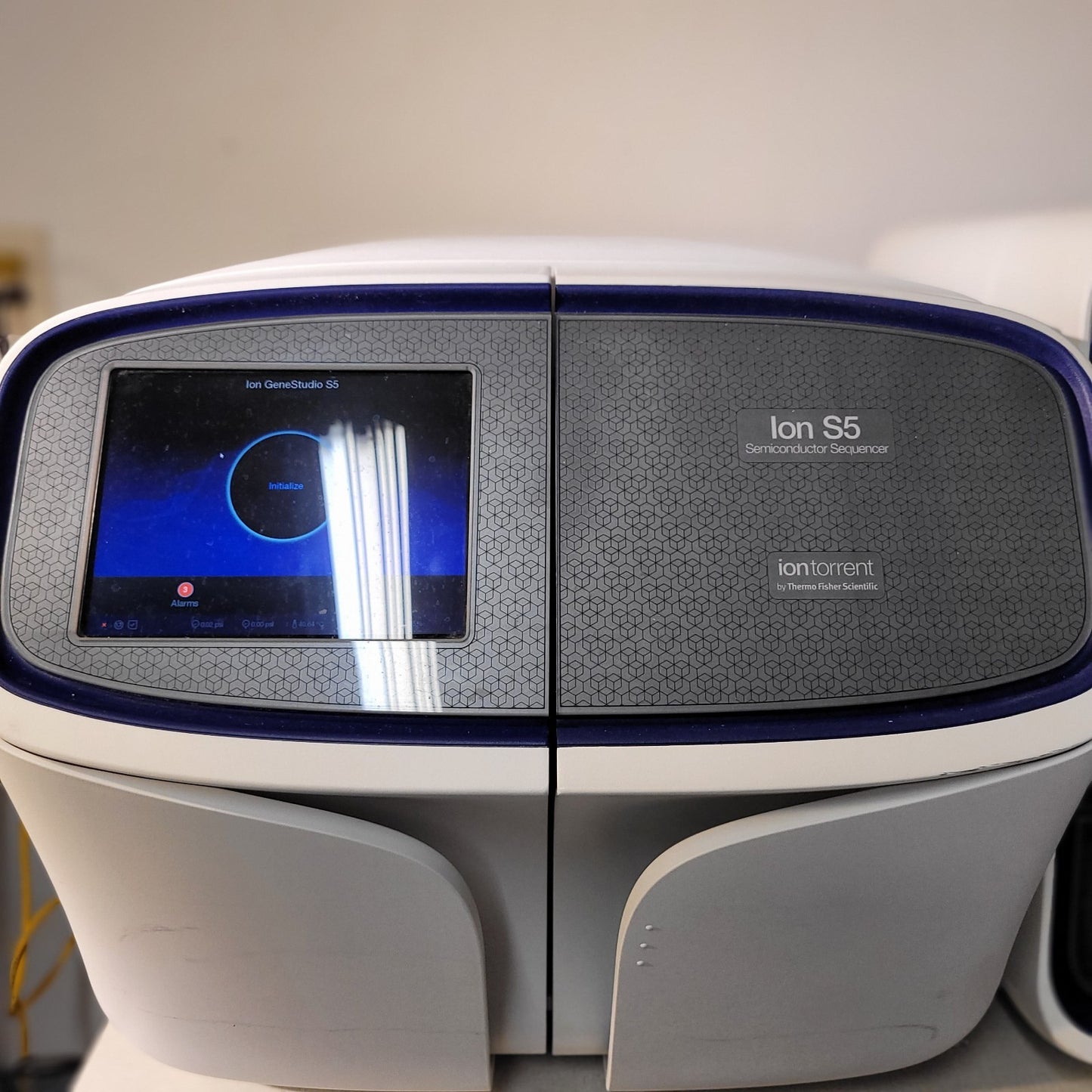 Thermo Fisher Ion Torrent GeneStudio S5 Semiconductor Sequencer + Ion Chef