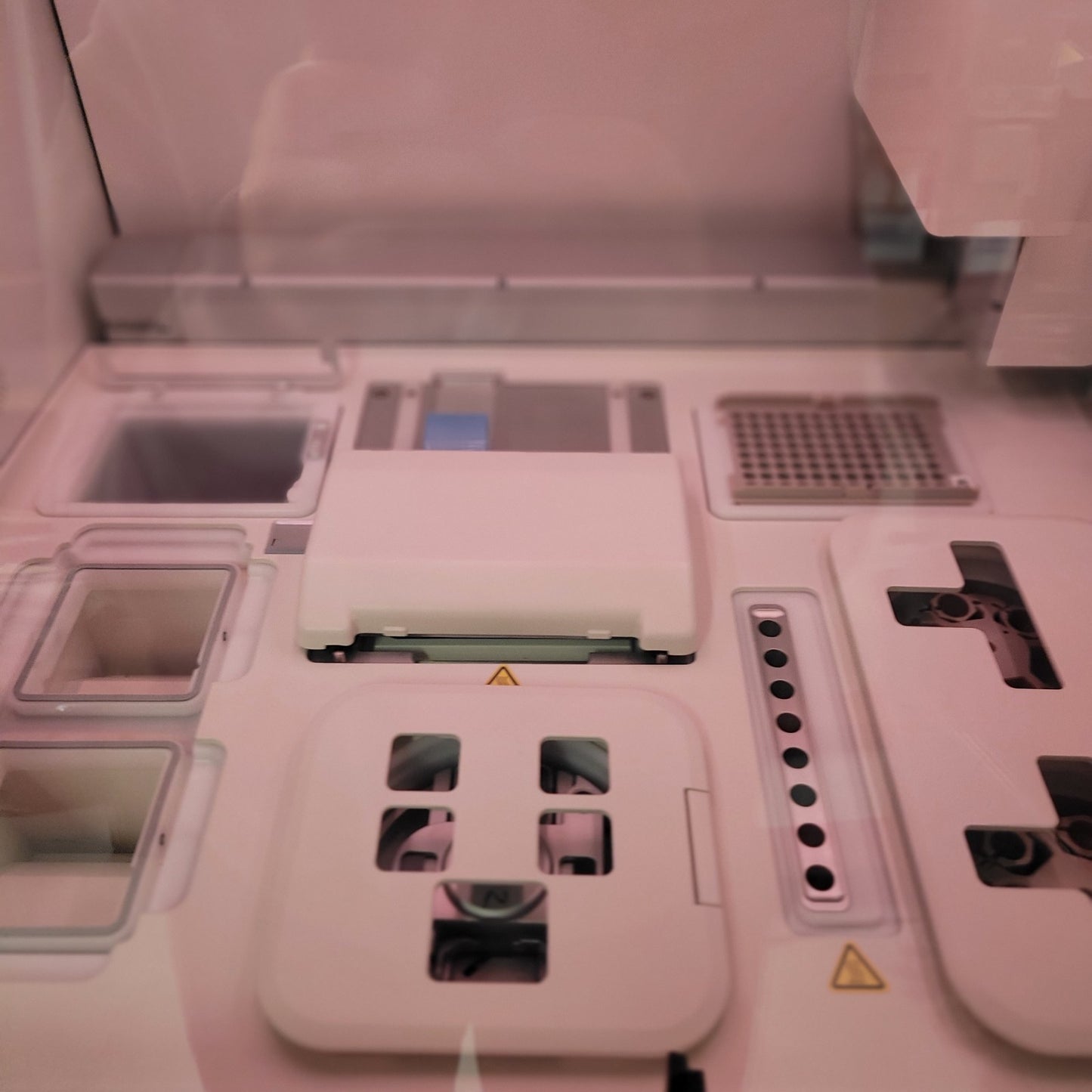 Thermo Fisher Ion Torrent GeneStudio S5 Semiconductor Sequencer + Ion Chef