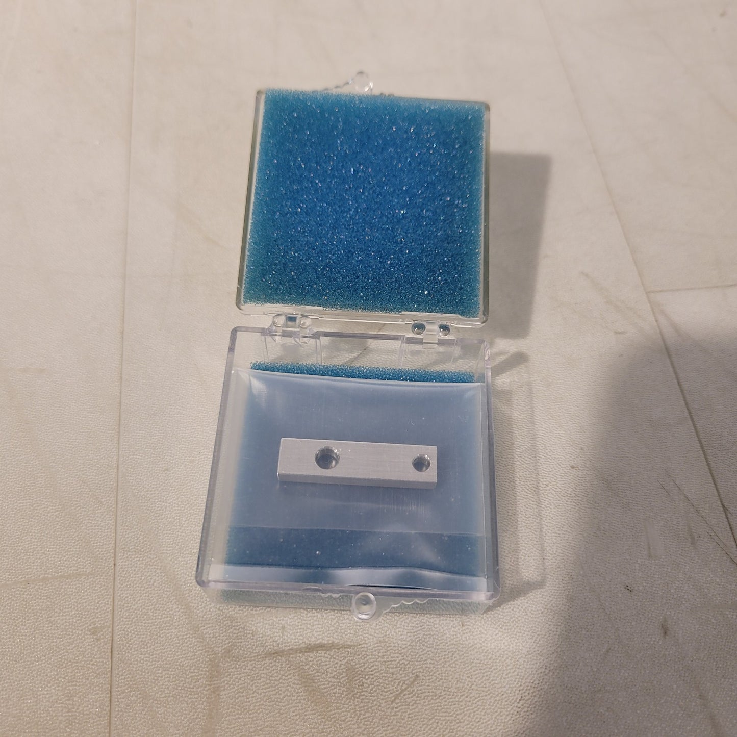 Metricon Prism Spacer Bar Block 32mm X 4mm X 8mm New Open Box