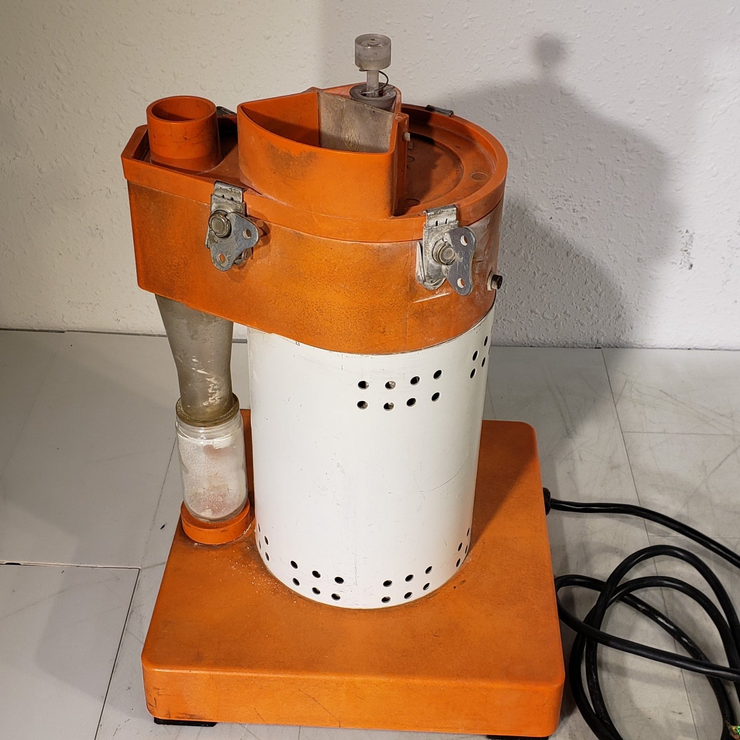 UDY 3010-030 Cyclone Sample Mill Grinder With Extra Parts - TESTED SPINS UP