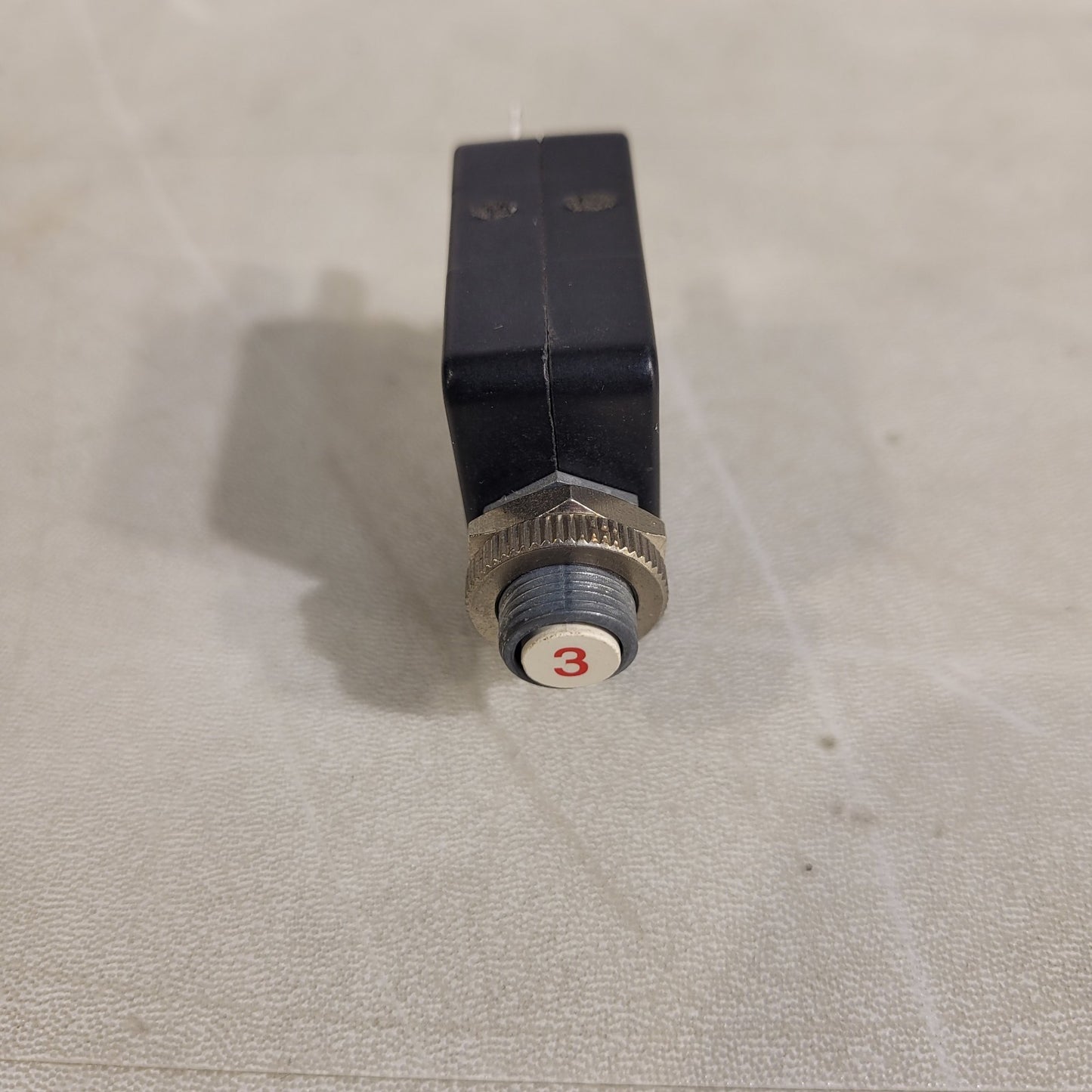 Tyco Electronics W58-XB1A4A-3 Thermal Circuit Breaker 250VAC 50VDC 3A max