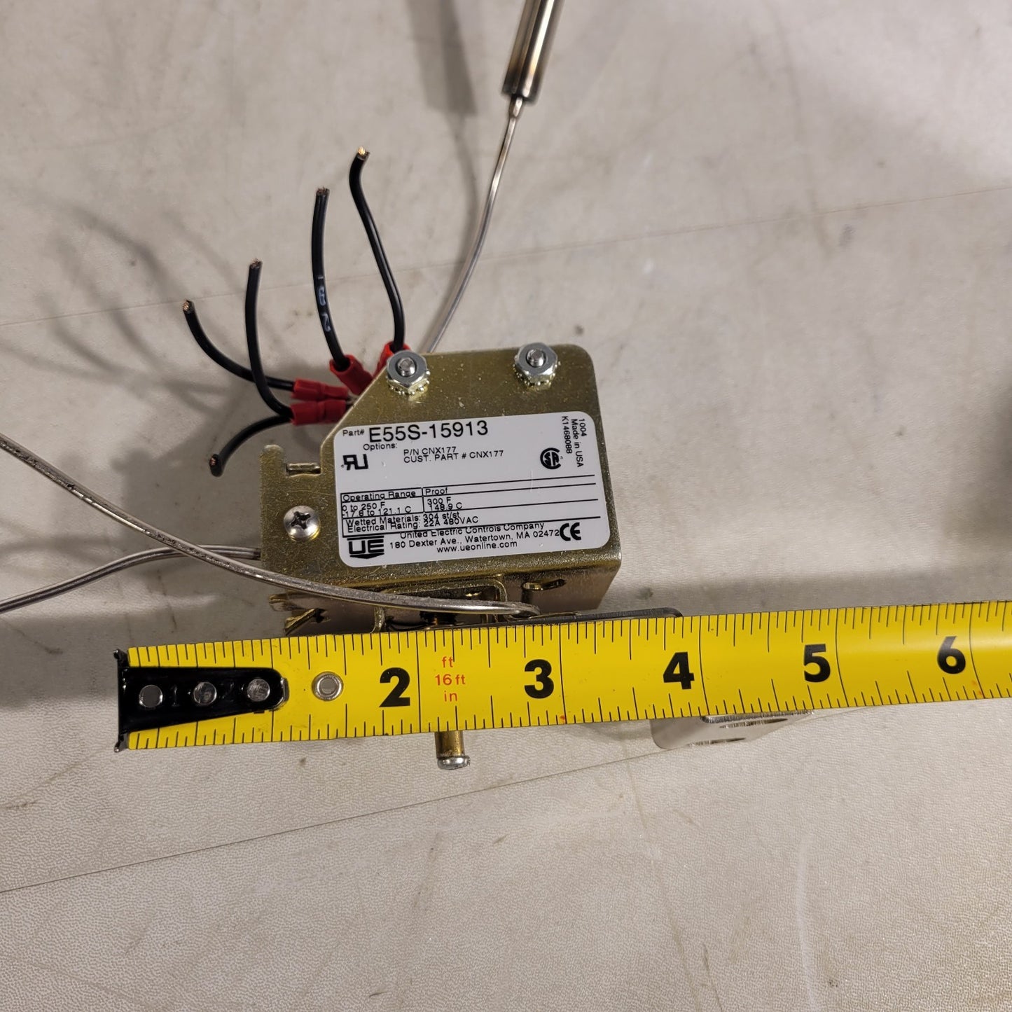 For Parts- United Electric Controls E55S-15913 Temperature Switch, 0-250° F