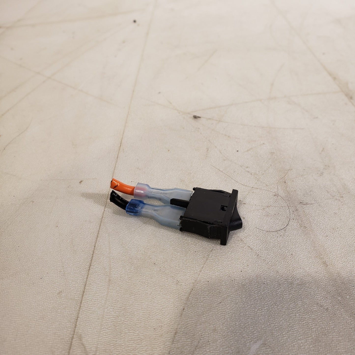 Bulgin Rocker SWITCH R13-244B Light Country R6 Rocker Switch SPST