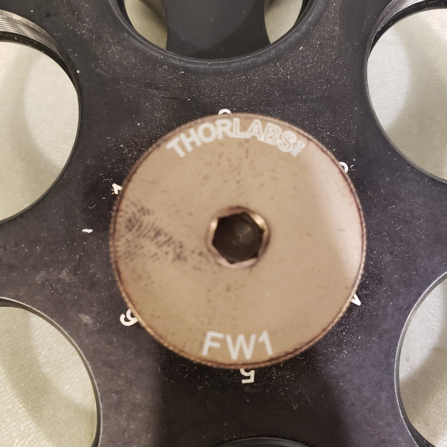 Thorlabs FW1 Filter Wheel Station for OD Ø1" Filters Max Capacity 6 w/ Stand
