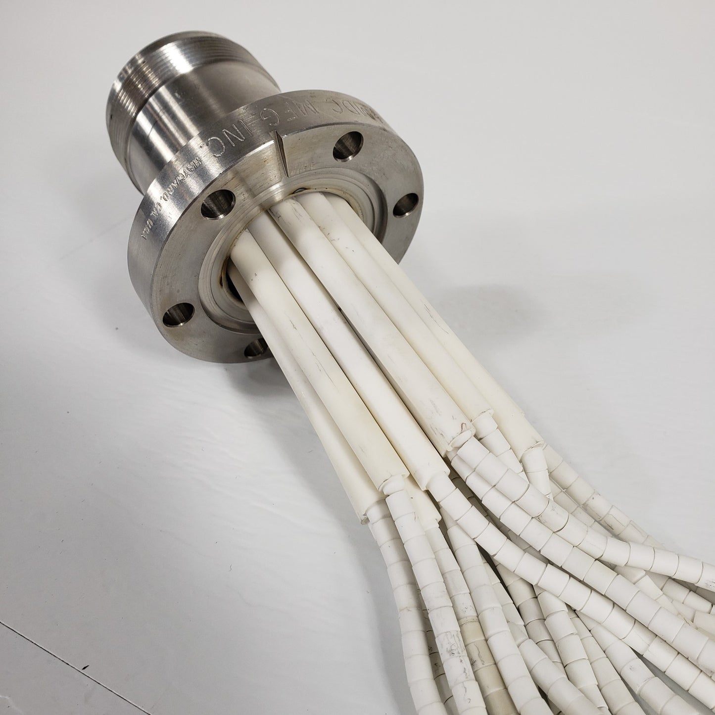 MDC Conflat DN35CF 2.75" CF 20-Pin Feedthrough UHV Alumina Bead Insulated Wire