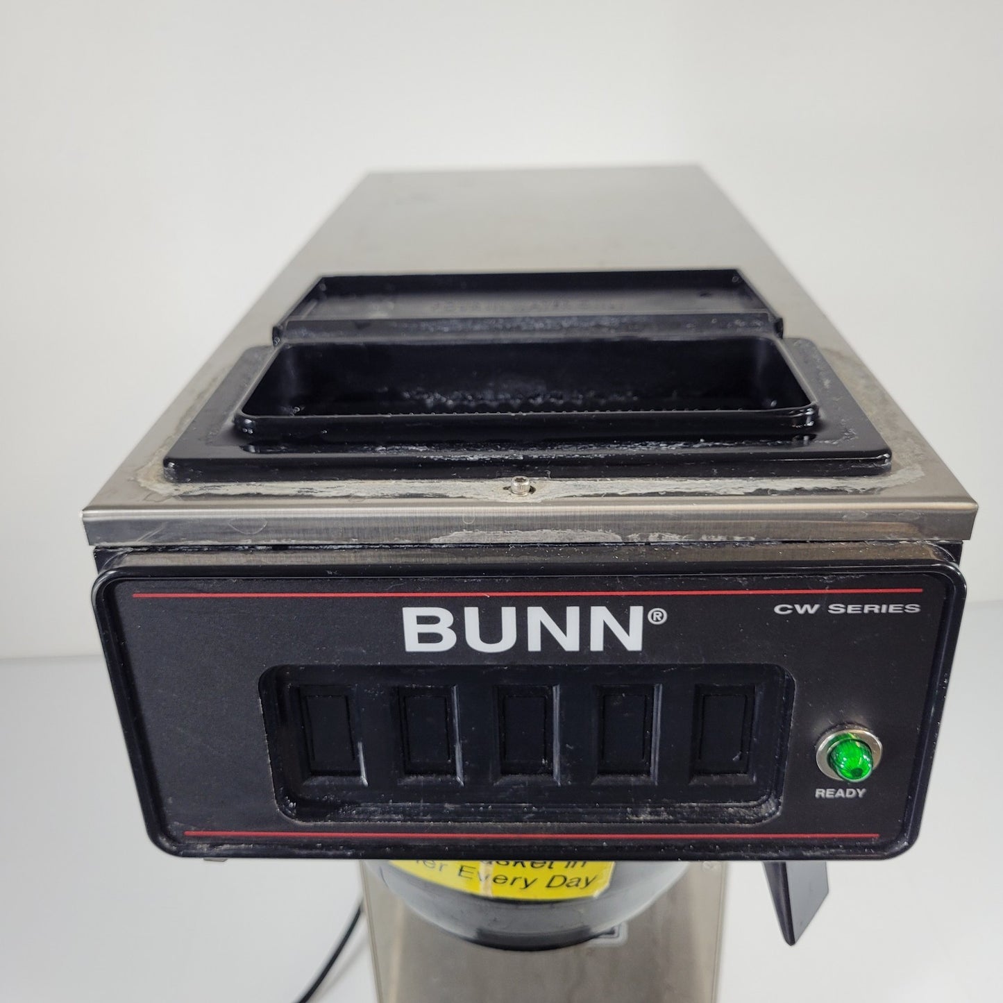 BUNN CW15-APS PF CW Series Coffee Machine With 5 Splashgard Funnels