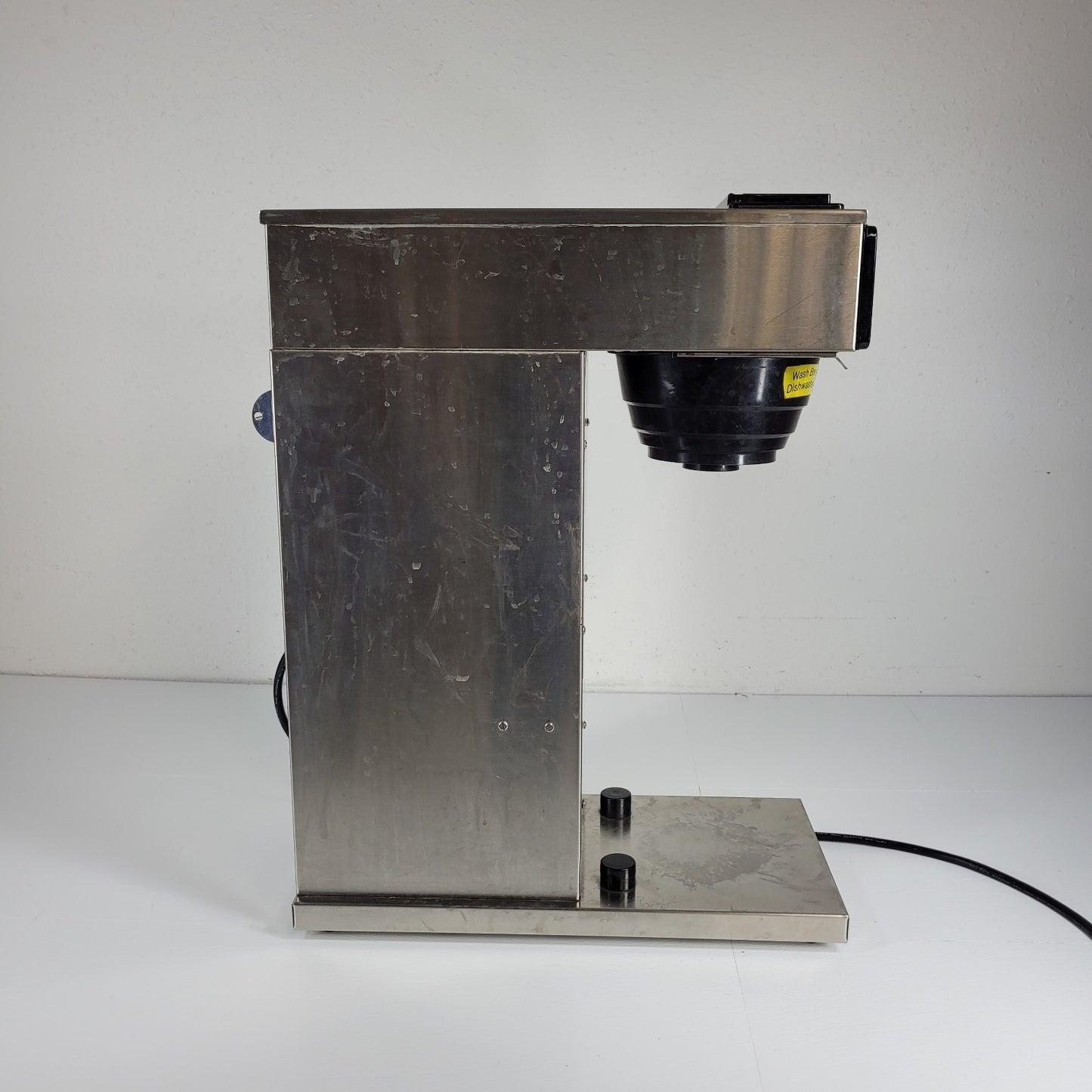 BUNN CW15-APS PF CW Series Coffee Machine With 5 Splashgard Funnels