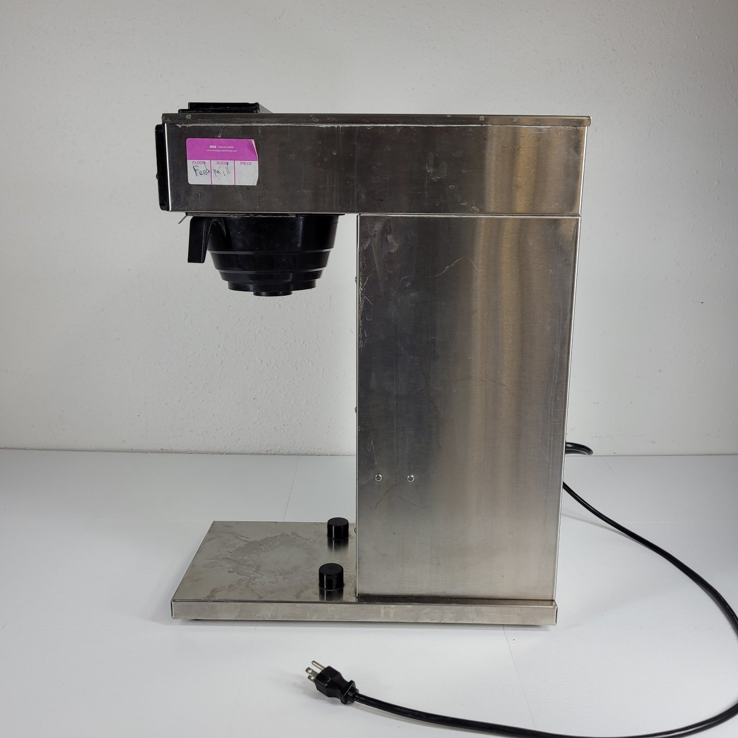 BUNN CW15-APS PF CW Series Coffee Machine With 5 Splashgard Funnels