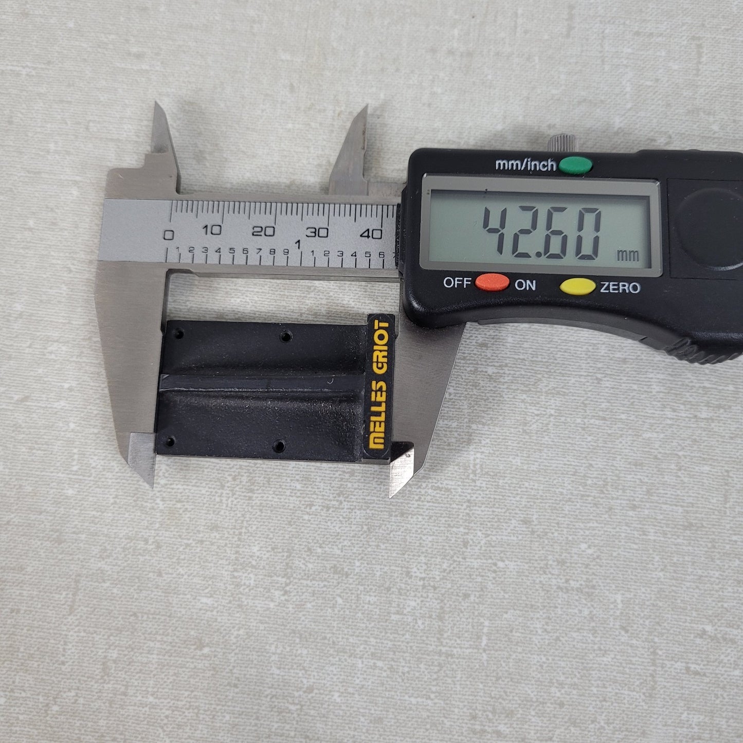 Melles Griot Optical Element Table Mount 21mm square Hole Spacing