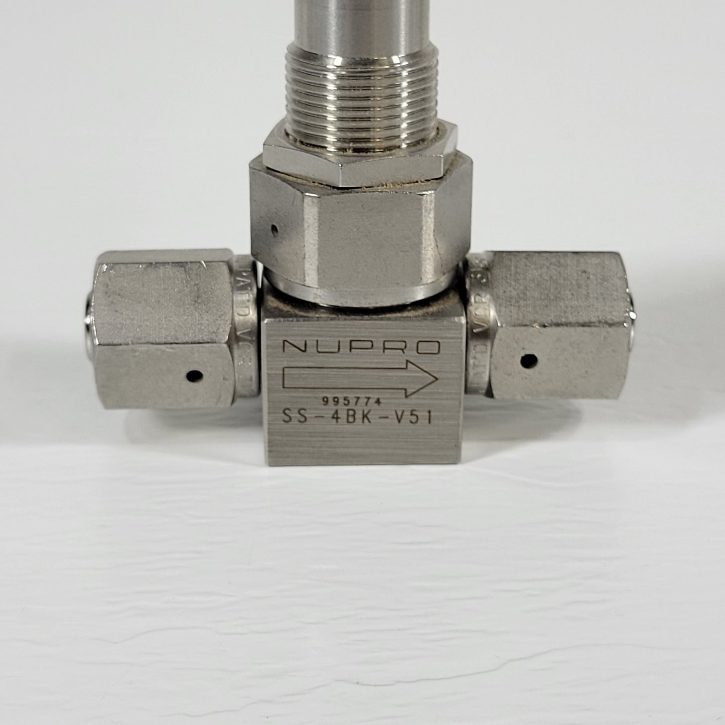 Nupro SS-4BK-V51 Manual Bellows Valve Stainless Steel VCR 316 Face Seal Vacuum