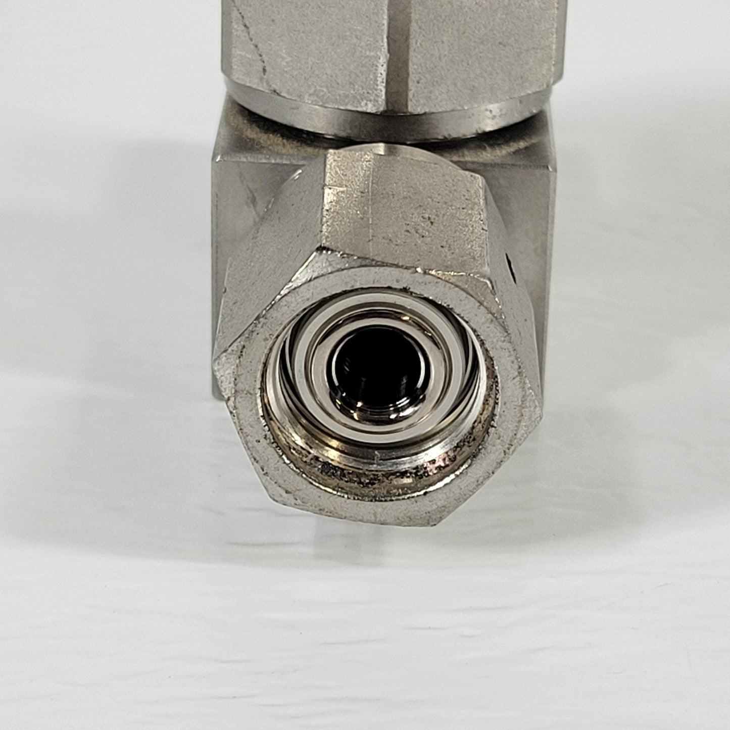 Nupro SS-4BK-V51 Manual Bellows Valve Stainless Steel VCR 316 Face Seal Vacuum