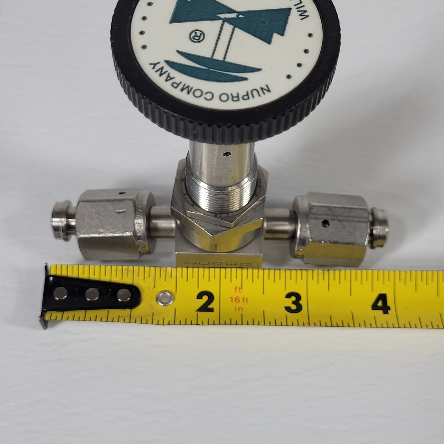 Nupro SS-4BRW V13 Bellows Valve  Stainless Steel VCR 316 1/4" Seal Fittings