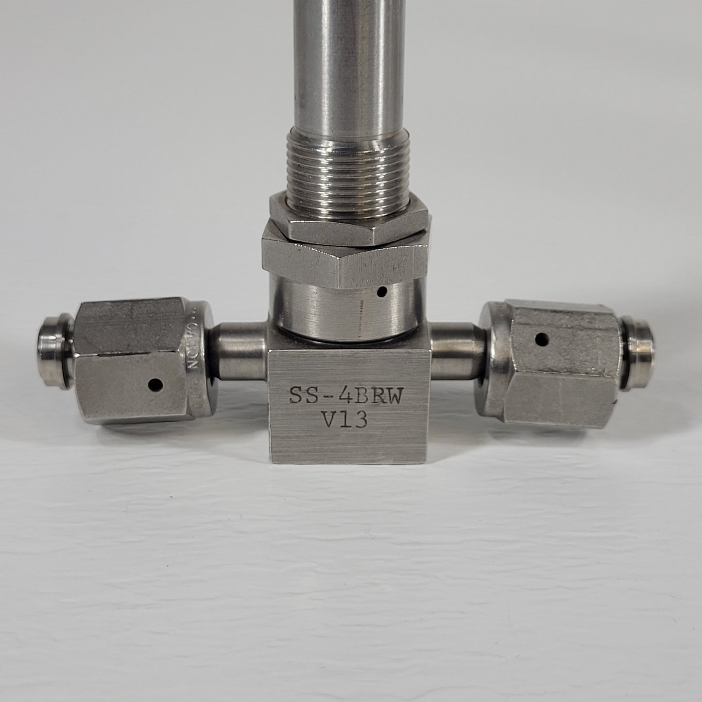 Nupro SS-4BRW V13 Bellows Valve  Stainless Steel VCR 316 1/4" Seal Fittings